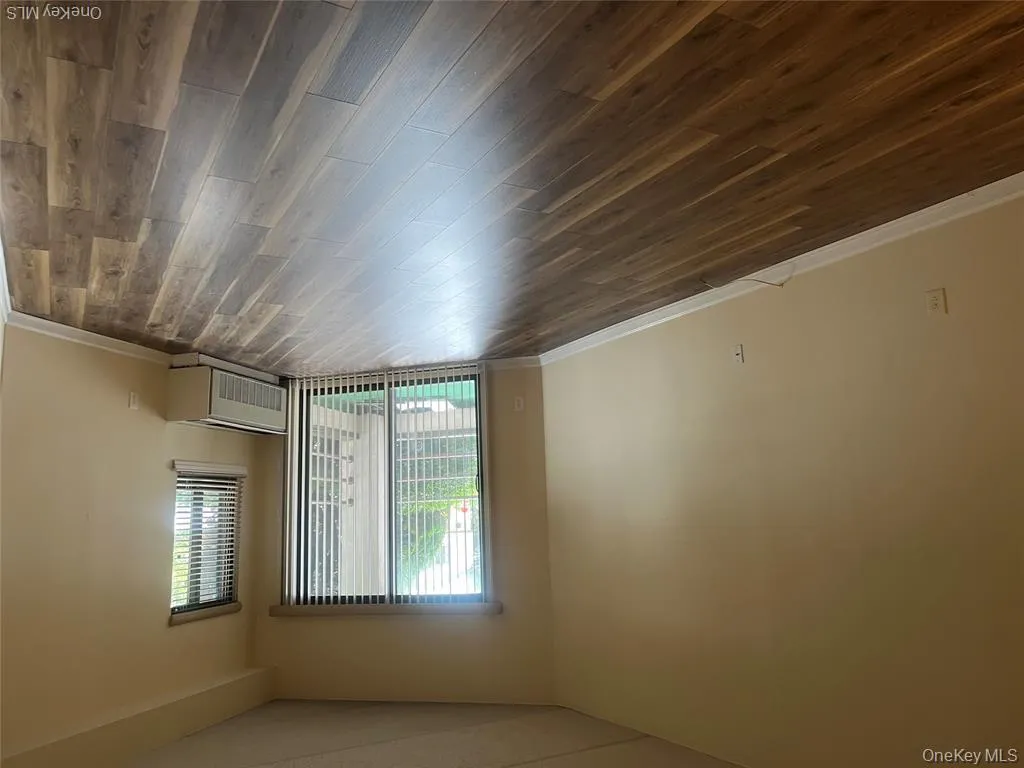 725 Miller Avenue, Hempstead, NY, 1 Bedroom Bedrooms, 4 Rooms Rooms,1 BathroomBathrooms,Residential Lease,For Rent,Miller,0,1043002 725 Miller Avenue, Hempstead, NY, 1 Bedroom Bedrooms, 4 Rooms Rooms,1 BathroomBathrooms,Residential Lease,For Rent,Miller,0,1043002