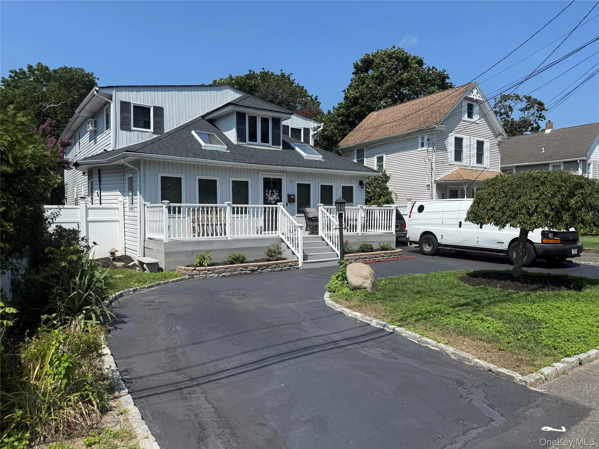 9 Watson Street, Islip, NY, 5 Bedrooms Bedrooms, 10 Rooms Rooms,4 BathroomsBathrooms,Residential,For Rent,Watson,0,1043003 9 Watson Street, Islip, NY, 5 Bedrooms Bedrooms, 10 Rooms Rooms,4 BathroomsBathrooms,Residential,For Rent,Watson,0,1043003