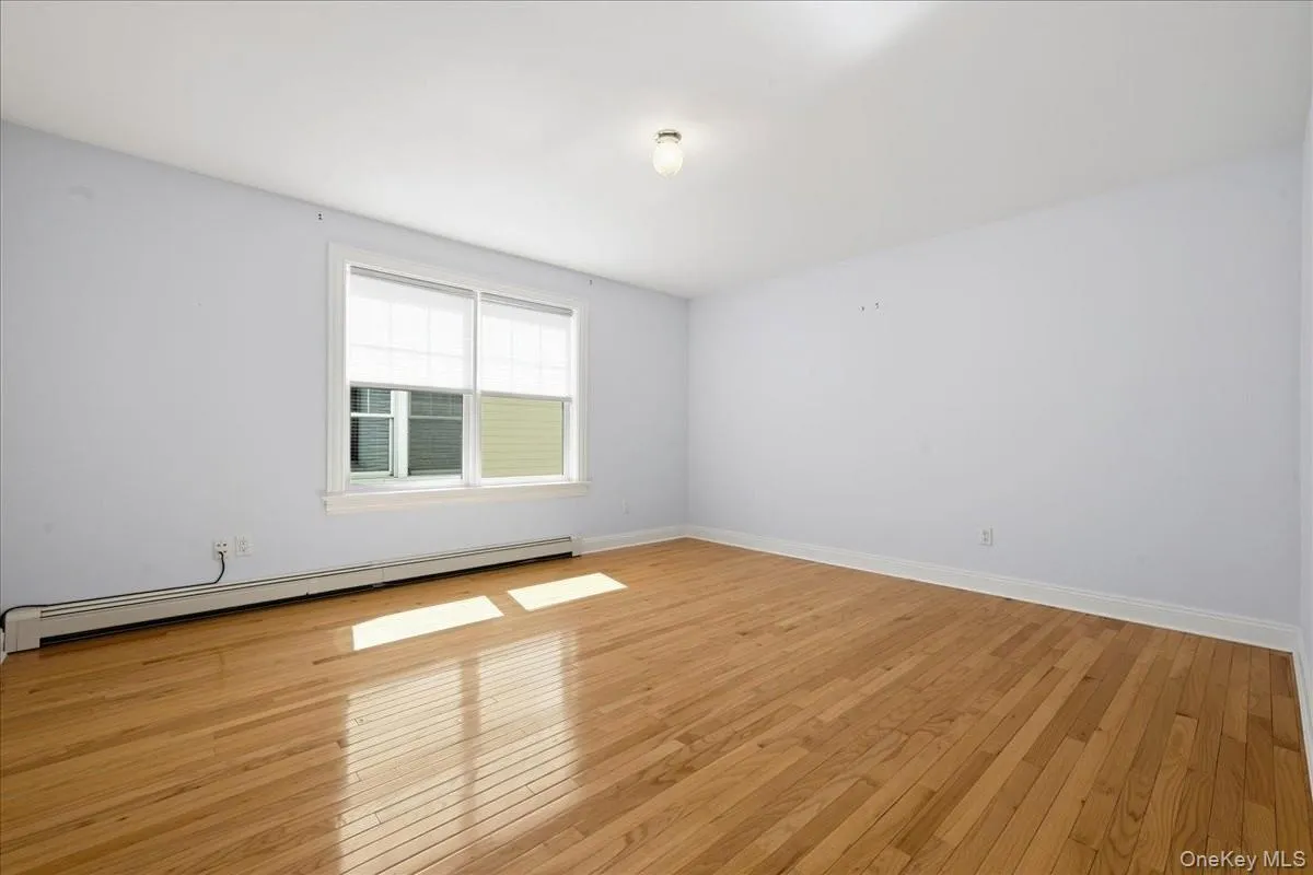 15 Overlook, North Hempstead, NY, 3 Bedrooms Bedrooms, 8 Rooms Rooms,2 BathroomsBathrooms,Residential,For Rent,Overlook,0,1043014 15 Overlook, North Hempstead, NY, 3 Bedrooms Bedrooms, 8 Rooms Rooms,2 BathroomsBathrooms,Residential,For Rent,Overlook,0,1043014
