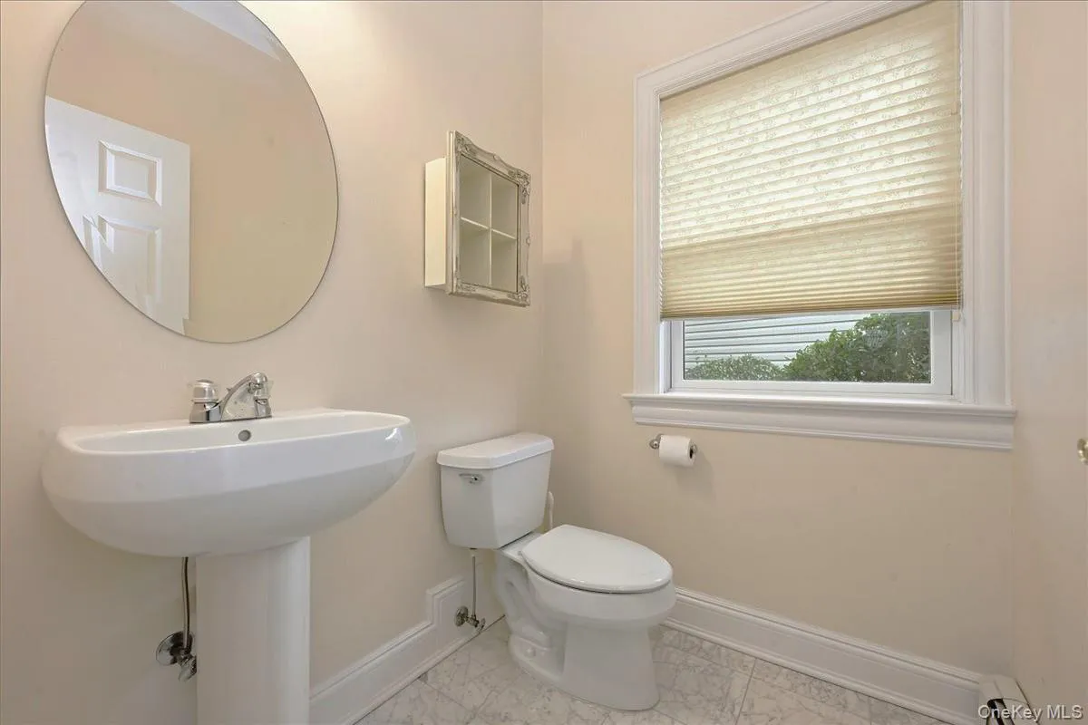 Powder Room Powder Room
