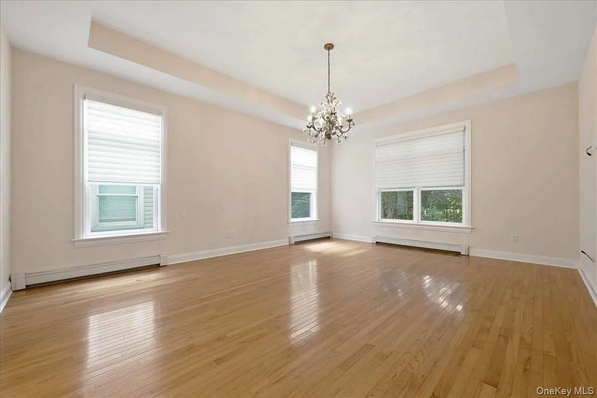 15 Overlook, North Hempstead, NY, 3 Bedrooms Bedrooms, 8 Rooms Rooms,2 BathroomsBathrooms,Residential,For Rent,Overlook,0,1043014 15 Overlook, North Hempstead, NY, 3 Bedrooms Bedrooms, 8 Rooms Rooms,2 BathroomsBathrooms,Residential,For Rent,Overlook,0,1043014