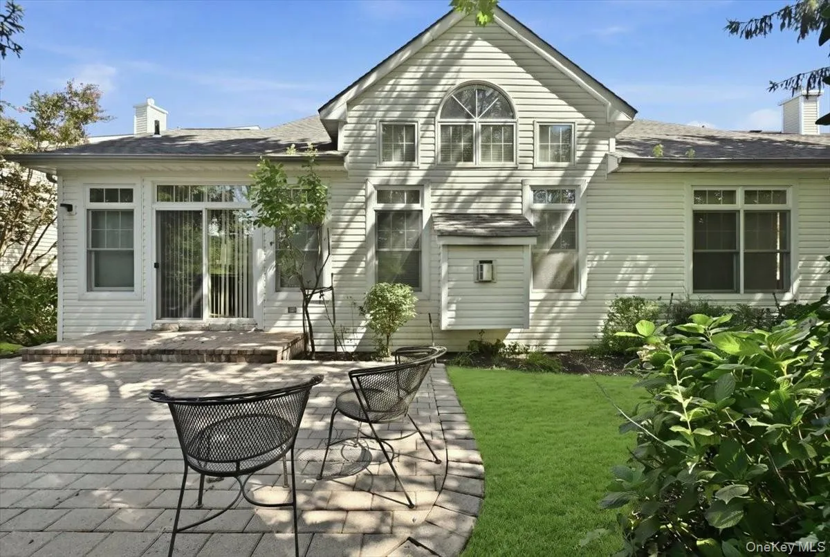 15 Overlook, North Hempstead, NY, 3 Bedrooms Bedrooms, 8 Rooms Rooms,2 BathroomsBathrooms,Residential,For Rent,Overlook,0,1043014 15 Overlook, North Hempstead, NY, 3 Bedrooms Bedrooms, 8 Rooms Rooms,2 BathroomsBathrooms,Residential,For Rent,Overlook,0,1043014