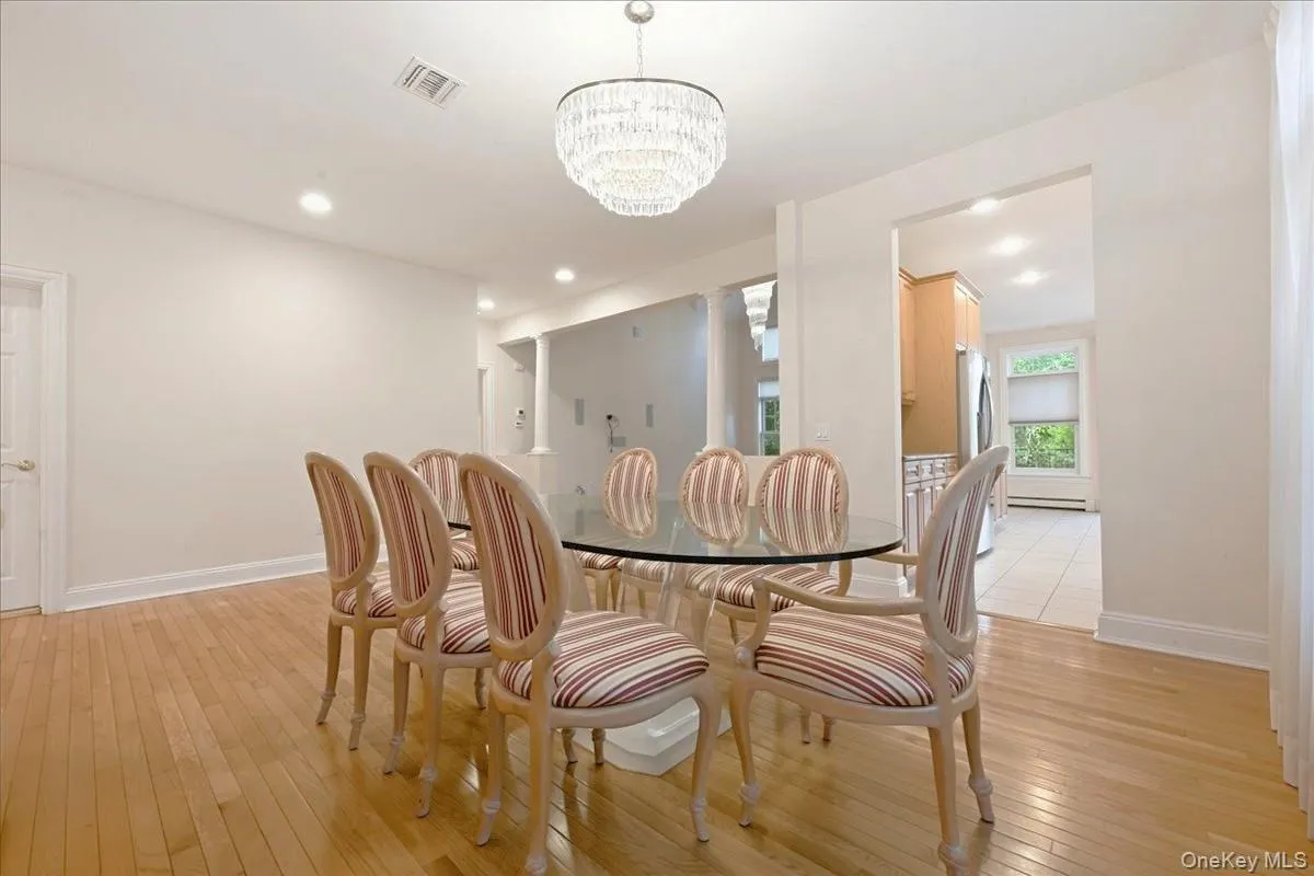 15 Overlook, North Hempstead, NY, 3 Bedrooms Bedrooms, 8 Rooms Rooms,2 BathroomsBathrooms,Residential,For Rent,Overlook,0,1043014 15 Overlook, North Hempstead, NY, 3 Bedrooms Bedrooms, 8 Rooms Rooms,2 BathroomsBathrooms,Residential,For Rent,Overlook,0,1043014