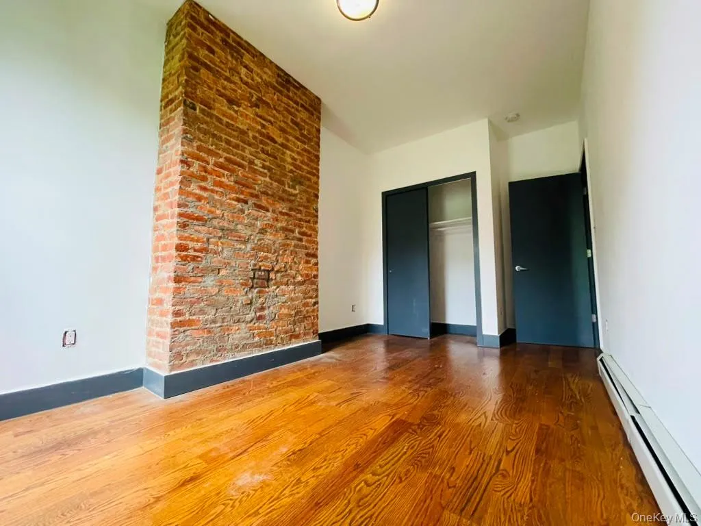 383 Essex Street, New York, NY, 3 Bedroom Bedrooms, 5 Room Rooms,1 BathroomBathrooms,Residential Lease,For Rent,Essex,0,1043015 383 Essex Street, New York, NY, 3 Bedroom Bedrooms, 5 Room Rooms,1 BathroomBathrooms,Residential Lease,For Rent,Essex,0,1043015