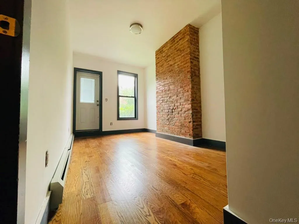 383 Essex Street, New York, NY, 3 Bedroom Bedrooms, 5 Room Rooms,1 BathroomBathrooms,Residential Lease,For Rent,Essex,0,1043015 383 Essex Street, New York, NY, 3 Bedroom Bedrooms, 5 Room Rooms,1 BathroomBathrooms,Residential Lease,For Rent,Essex,0,1043015