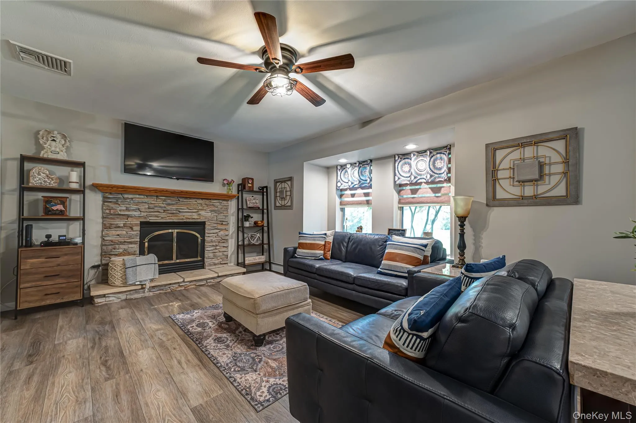 40 Golf Club Circle, Brookhaven, NY, 4 Bedrooms Bedrooms, 8 Rooms Rooms,2 BathroomsBathrooms,Residential,For Rent,Golf Club,0,1043023 40 Golf Club Circle, Brookhaven, NY, 4 Bedrooms Bedrooms, 8 Rooms Rooms,2 BathroomsBathrooms,Residential,For Rent,Golf Club,0,1043023