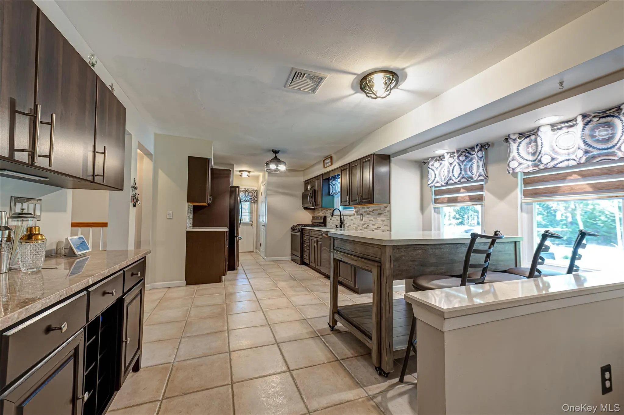 40 Golf Club Circle, Brookhaven, NY, 4 Bedrooms Bedrooms, 8 Rooms Rooms,2 BathroomsBathrooms,Residential,For Rent,Golf Club,0,1043023 40 Golf Club Circle, Brookhaven, NY, 4 Bedrooms Bedrooms, 8 Rooms Rooms,2 BathroomsBathrooms,Residential,For Rent,Golf Club,0,1043023