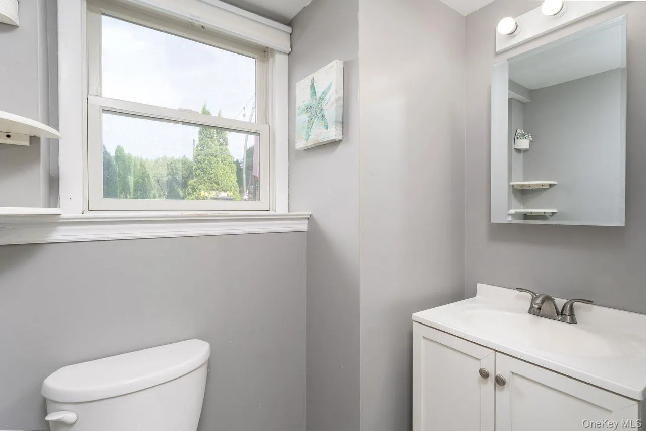 49 Mc Kinley Street, Smithtown, NY, 4 Bedrooms Bedrooms, 8 Rooms Rooms,2 BathroomsBathrooms,Residential,For Rent,Mc Kinley,0,1043024 49 Mc Kinley Street, Smithtown, NY, 4 Bedrooms Bedrooms, 8 Rooms Rooms,2 BathroomsBathrooms,Residential,For Rent,Mc Kinley,0,1043024