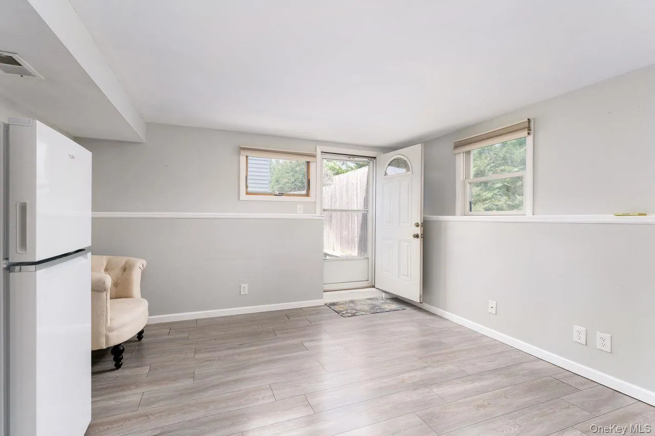 49 Mc Kinley Street, Smithtown, NY, 4 Bedrooms Bedrooms, 8 Rooms Rooms,2 BathroomsBathrooms,Residential,For Rent,Mc Kinley,0,1043024 49 Mc Kinley Street, Smithtown, NY, 4 Bedrooms Bedrooms, 8 Rooms Rooms,2 BathroomsBathrooms,Residential,For Rent,Mc Kinley,0,1043024