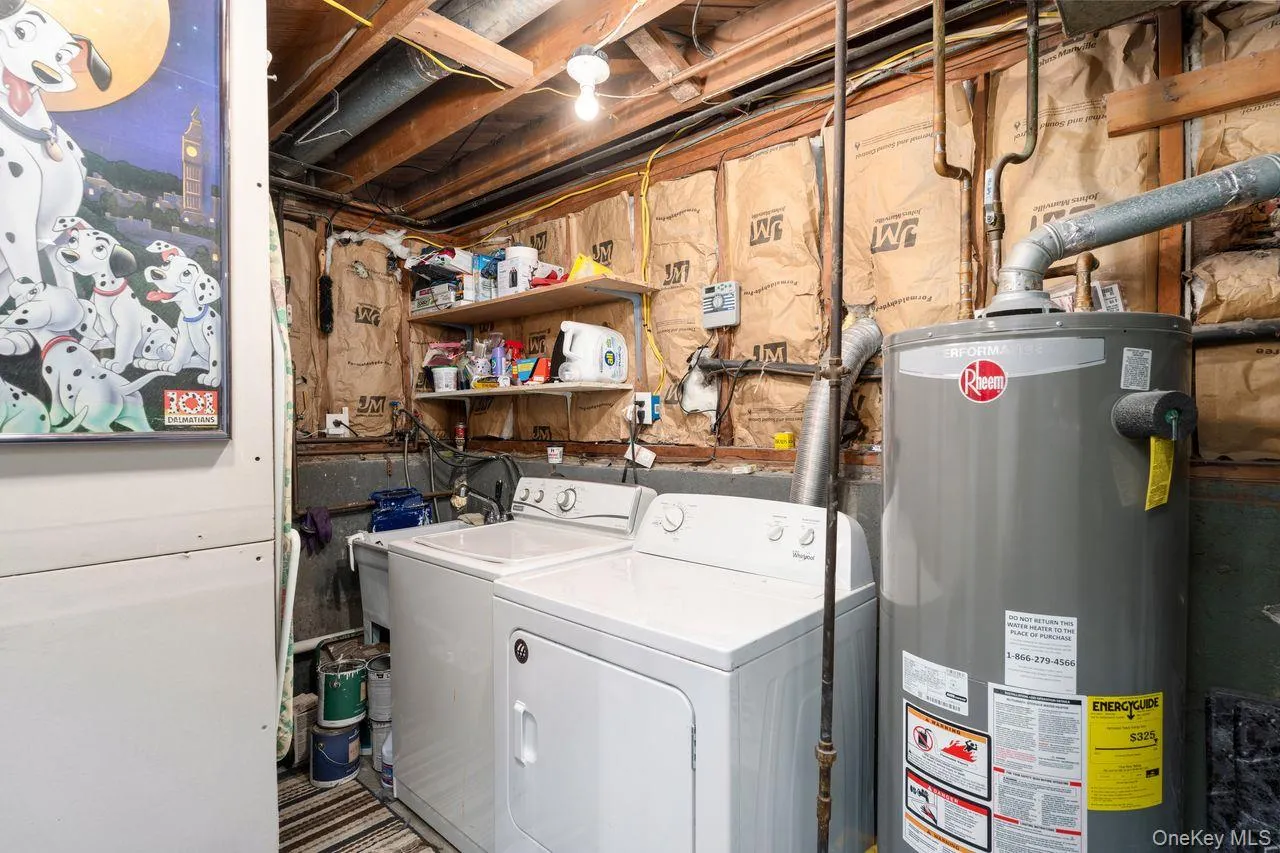 49 Mc Kinley Street, Smithtown, NY, 4 Bedrooms Bedrooms, 8 Rooms Rooms,2 BathroomsBathrooms,Residential,For Rent,Mc Kinley,0,1043024 49 Mc Kinley Street, Smithtown, NY, 4 Bedrooms Bedrooms, 8 Rooms Rooms,2 BathroomsBathrooms,Residential,For Rent,Mc Kinley,0,1043024