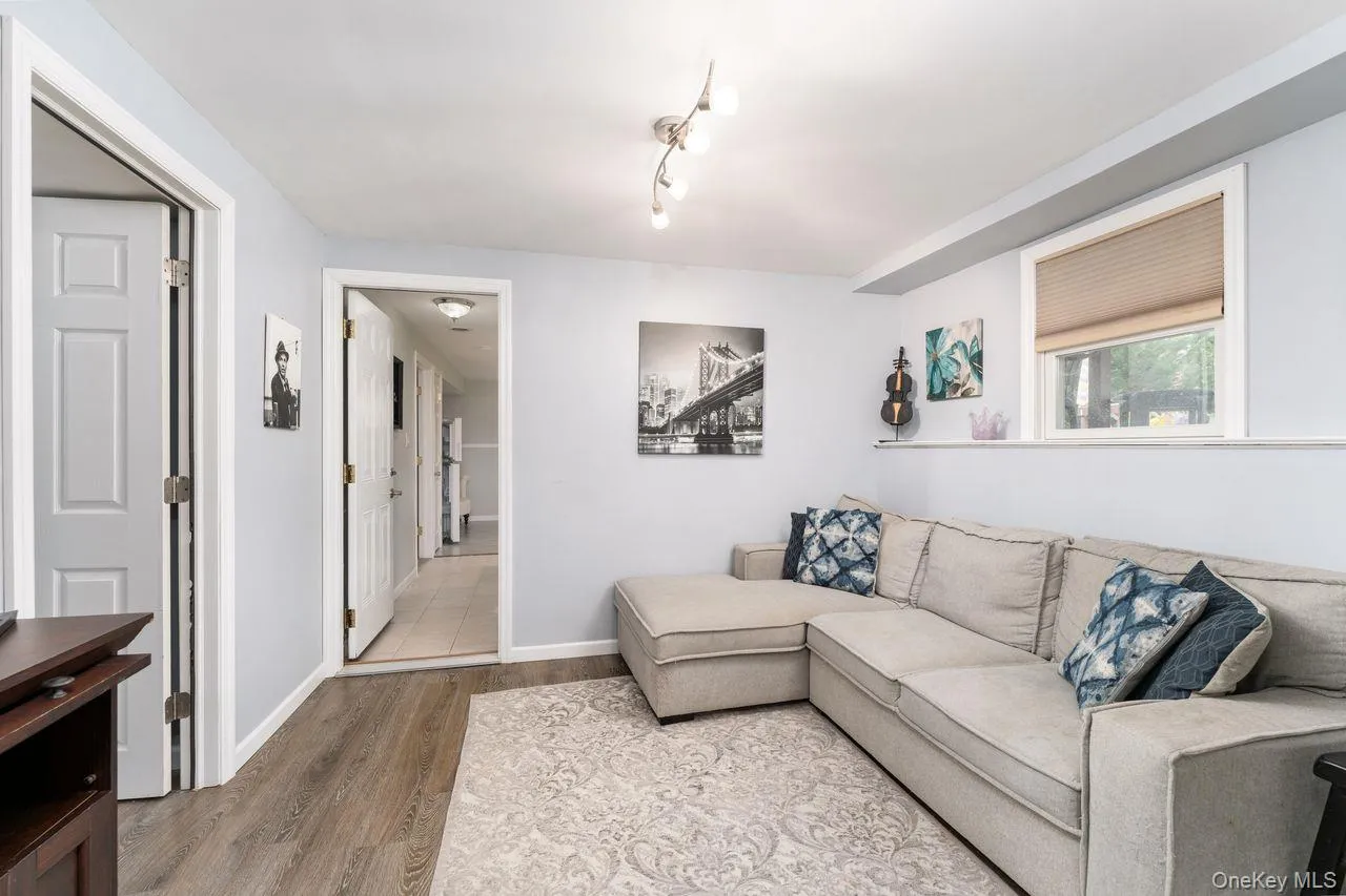49 Mc Kinley Street, Smithtown, NY, 4 Bedrooms Bedrooms, 8 Rooms Rooms,2 BathroomsBathrooms,Residential,For Rent,Mc Kinley,0,1043024 49 Mc Kinley Street, Smithtown, NY, 4 Bedrooms Bedrooms, 8 Rooms Rooms,2 BathroomsBathrooms,Residential,For Rent,Mc Kinley,0,1043024