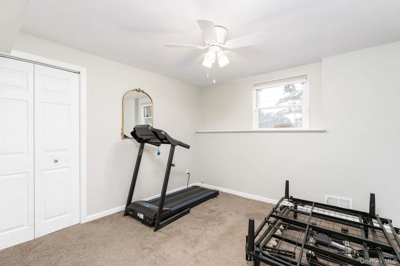 49 Mc Kinley Street, Smithtown, NY, 4 Bedrooms Bedrooms, 8 Rooms Rooms,2 BathroomsBathrooms,Residential,For Rent,Mc Kinley,0,1043024 49 Mc Kinley Street, Smithtown, NY, 4 Bedrooms Bedrooms, 8 Rooms Rooms,2 BathroomsBathrooms,Residential,For Rent,Mc Kinley,0,1043024