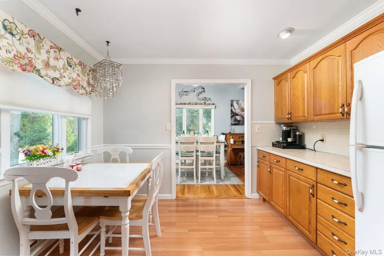 49 Mc Kinley Street, Smithtown, NY, 4 Bedrooms Bedrooms, 8 Rooms Rooms,2 BathroomsBathrooms,Residential,For Rent,Mc Kinley,0,1043024 49 Mc Kinley Street, Smithtown, NY, 4 Bedrooms Bedrooms, 8 Rooms Rooms,2 BathroomsBathrooms,Residential,For Rent,Mc Kinley,0,1043024