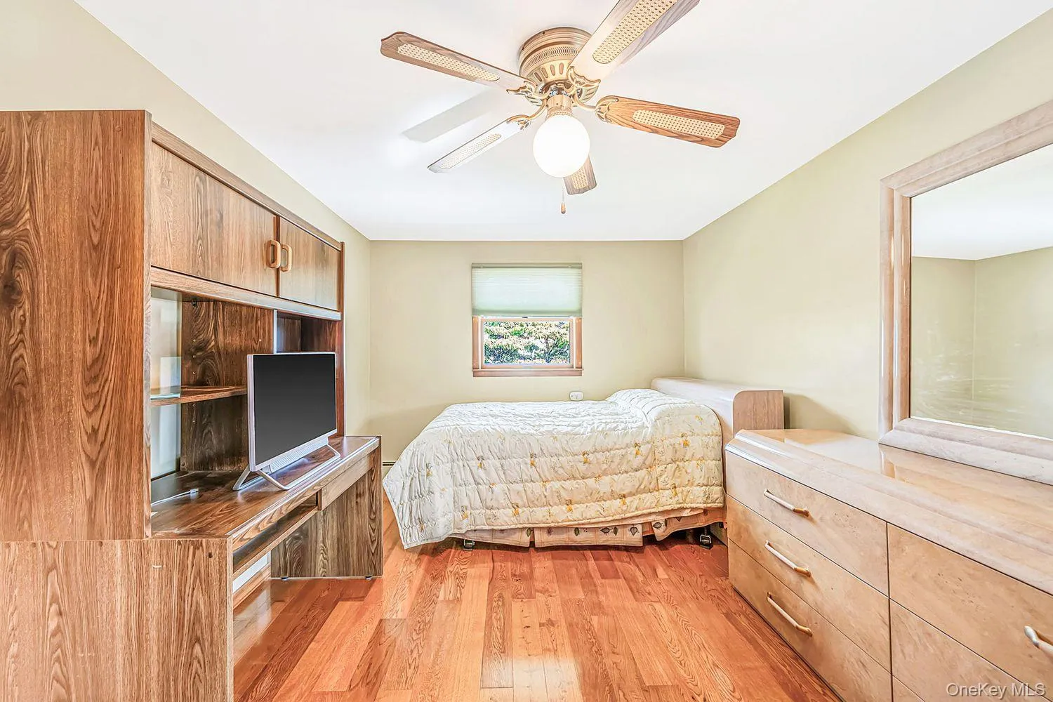 60 Academy Lane, Hempstead, NY, 3 Bedrooms Bedrooms, 6 Rooms Rooms,1 BathroomBathrooms,Residential,For Rent,Academy,0,1043025 60 Academy Lane, Hempstead, NY, 3 Bedrooms Bedrooms, 6 Rooms Rooms,1 BathroomBathrooms,Residential,For Rent,Academy,0,1043025