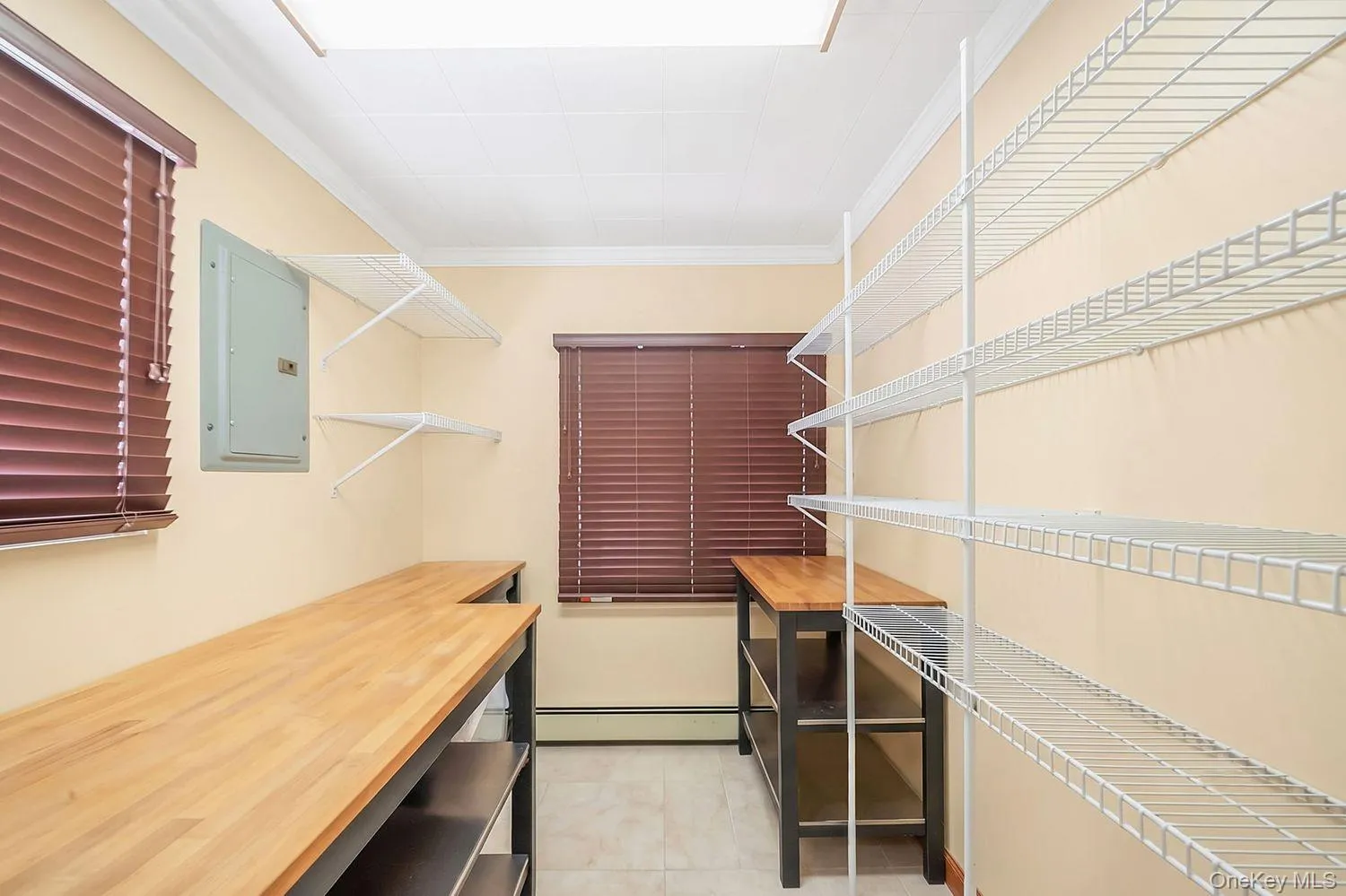 60 Academy Lane, Hempstead, NY, 3 Bedrooms Bedrooms, 6 Rooms Rooms,1 BathroomBathrooms,Residential,For Rent,Academy,0,1043025 60 Academy Lane, Hempstead, NY, 3 Bedrooms Bedrooms, 6 Rooms Rooms,1 BathroomBathrooms,Residential,For Rent,Academy,0,1043025