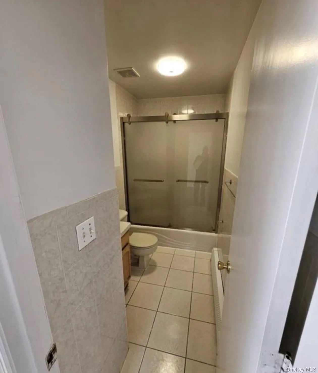 6680 69th Street, New York, NY, 3 Bedroom Bedrooms, 7 Room Rooms,2 BathroomBathrooms,Residential Lease,For Rent,69th,0,1043028 6680 69th Street, New York, NY, 3 Bedroom Bedrooms, 7 Room Rooms,2 BathroomBathrooms,Residential Lease,For Rent,69th,0,1043028