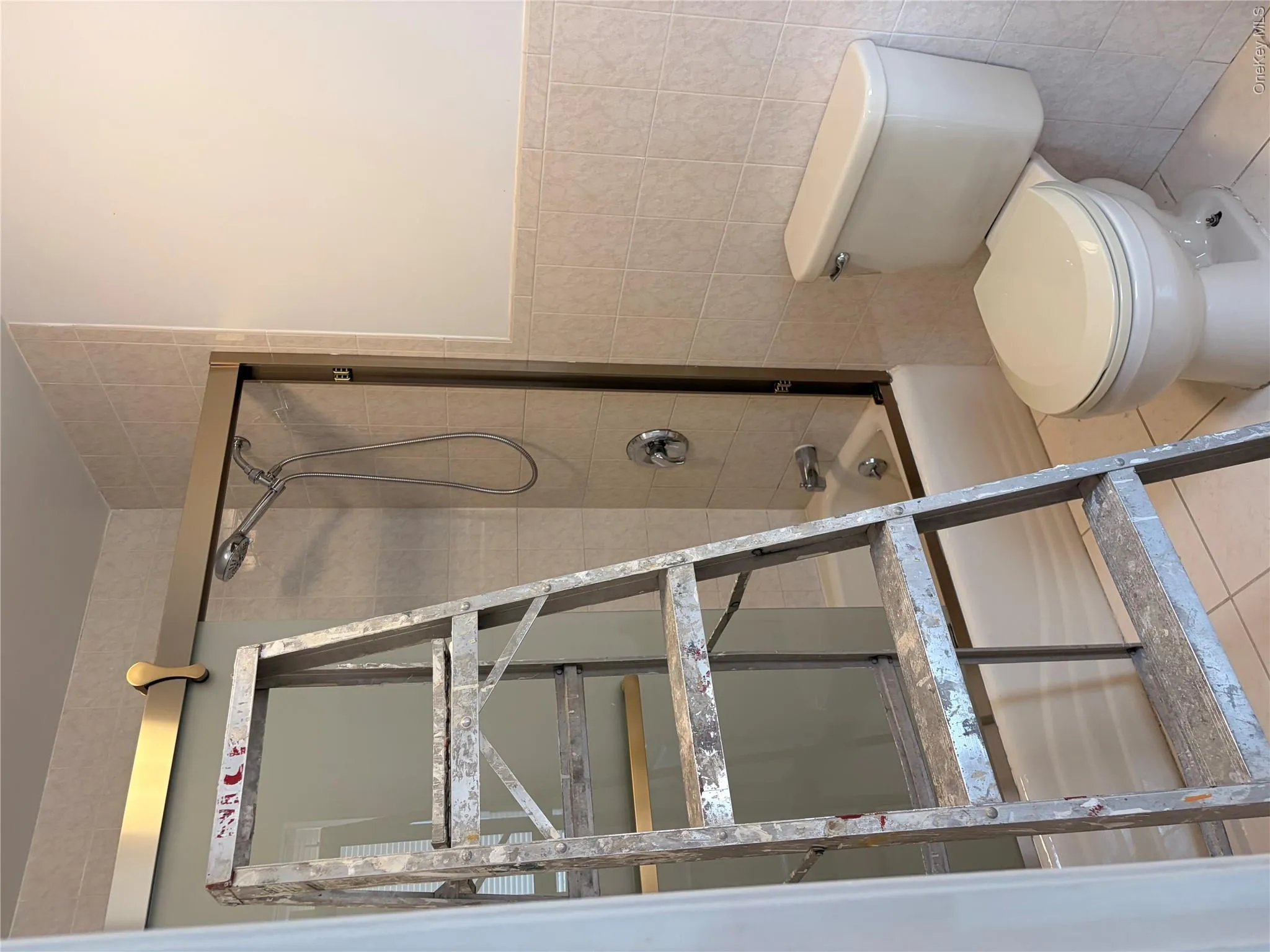 6680 69th Street, New York, NY, 3 Bedrooms Bedrooms, 7 Rooms Rooms,2 BathroomsBathrooms,Residential Lease,For Rent,69th,0,1043028 6680 69th Street, New York, NY, 3 Bedrooms Bedrooms, 7 Rooms Rooms,2 BathroomsBathrooms,Residential Lease,For Rent,69th,0,1043028