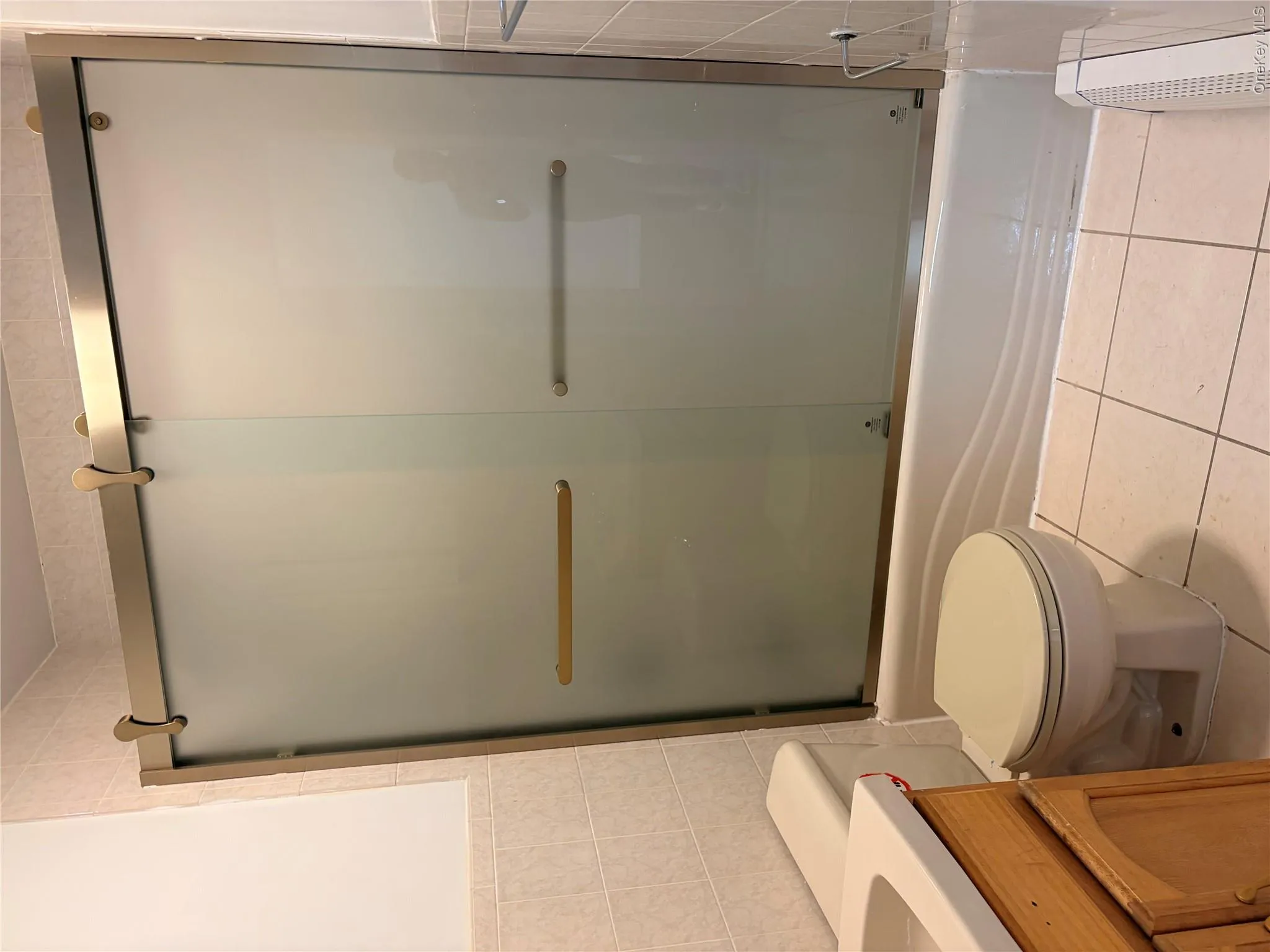 6680 69th Street, New York, NY, 3 Bedrooms Bedrooms, 7 Rooms Rooms,2 BathroomsBathrooms,Residential Lease,For Rent,69th,0,1043028 6680 69th Street, New York, NY, 3 Bedrooms Bedrooms, 7 Rooms Rooms,2 BathroomsBathrooms,Residential Lease,For Rent,69th,0,1043028