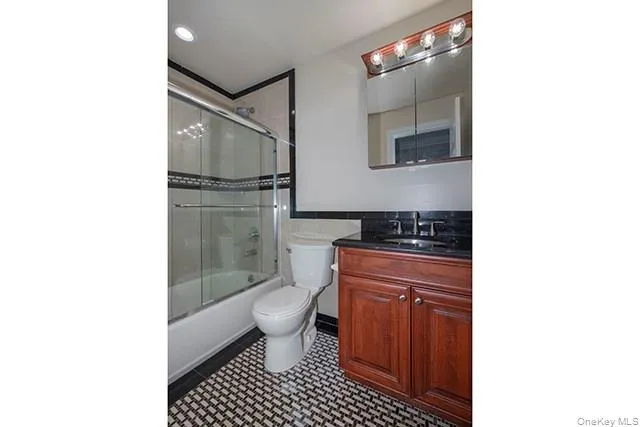 2305 Townhouse Drive, Brookhaven, NY, 3 Bedrooms Bedrooms, 6 Rooms Rooms,2 BathroomsBathrooms,Residential Lease,For Rent,Townhouse,0,1043029 2305 Townhouse Drive, Brookhaven, NY, 3 Bedrooms Bedrooms, 6 Rooms Rooms,2 BathroomsBathrooms,Residential Lease,For Rent,Townhouse,0,1043029