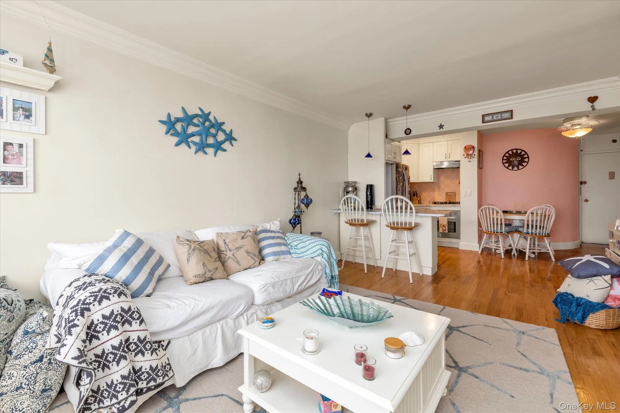 1 Broadway, Long Beach, NY, 1 Bedroom Bedrooms, 3 Rooms Rooms,1 BathroomBathrooms,Residential,For Rent,Broadway,0,1043033 1 Broadway, Long Beach, NY, 1 Bedroom Bedrooms, 3 Rooms Rooms,1 BathroomBathrooms,Residential,For Rent,Broadway,0,1043033