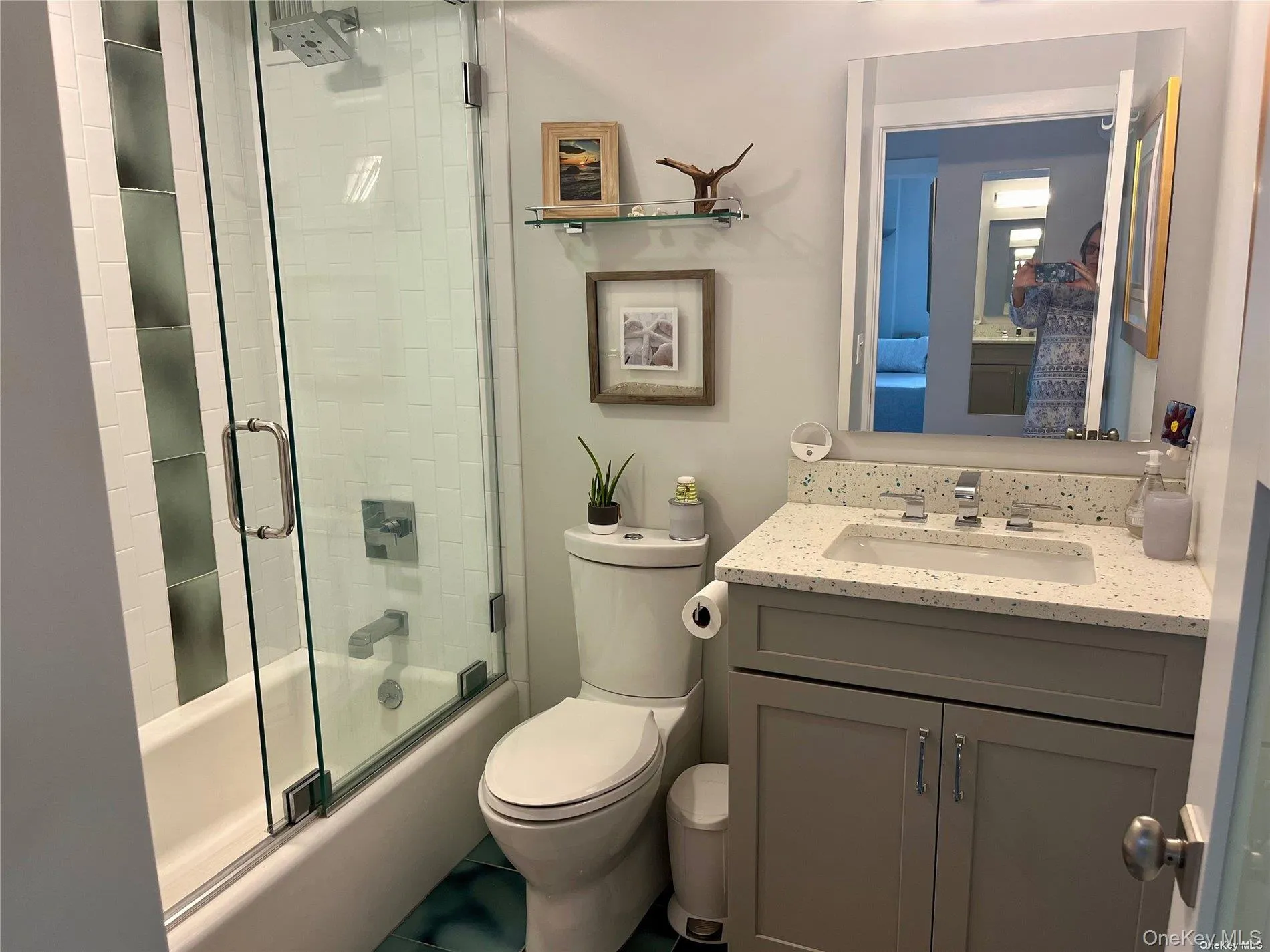 Full Bathroom Full Bathroom