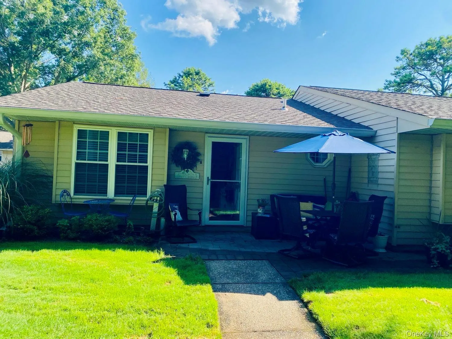 472 Darwen Drive, Brookhaven, NY, 2 Bedrooms Bedrooms, 4 Rooms Rooms,2 BathroomsBathrooms,Residential,For Rent,Darwen,0,1043048 472 Darwen Drive, Brookhaven, NY, 2 Bedrooms Bedrooms, 4 Rooms Rooms,2 BathroomsBathrooms,Residential,For Rent,Darwen,0,1043048