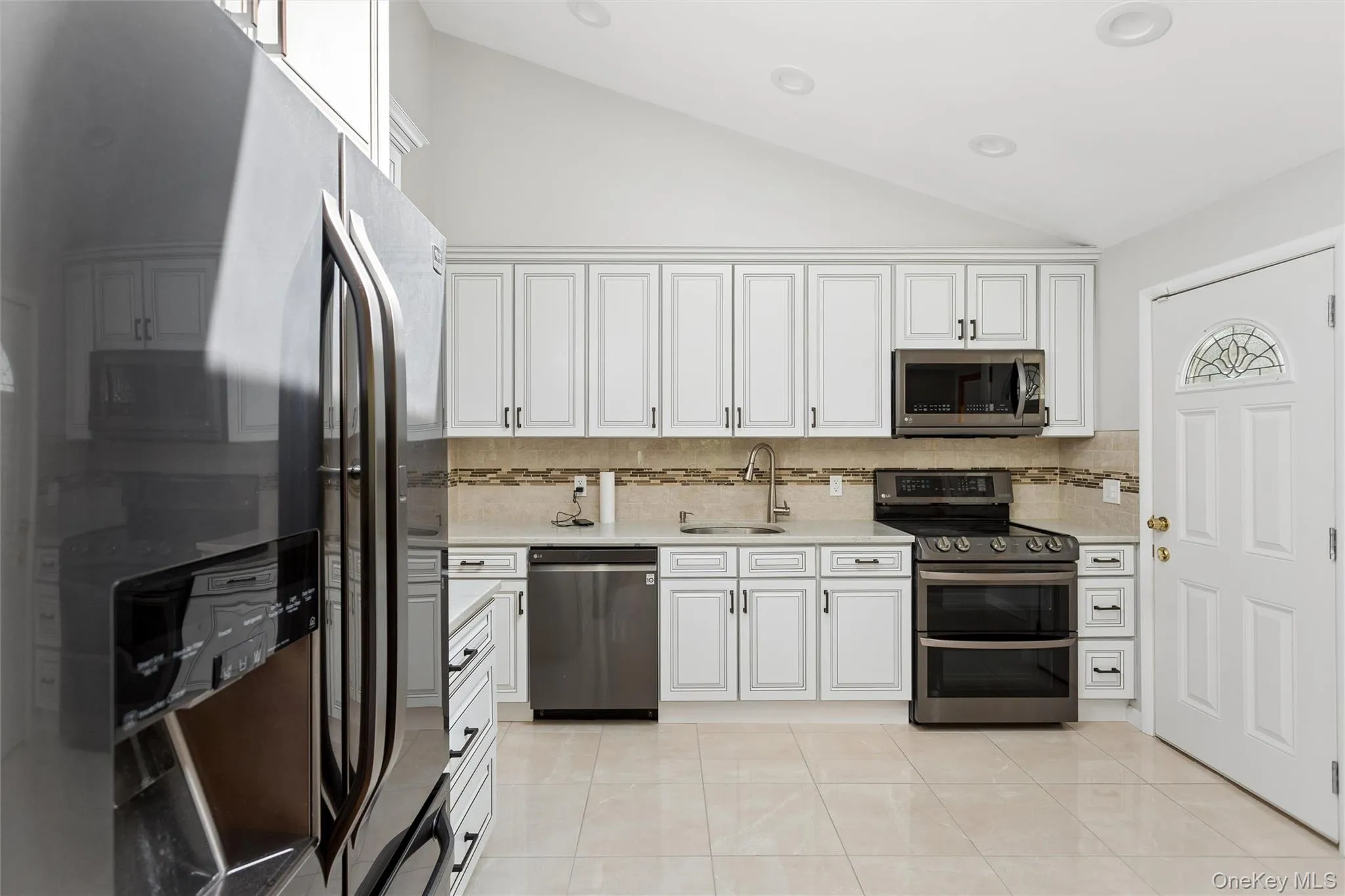 1031 Fordham Lane, Hempstead, NY, 6 Bedrooms Bedrooms, 11 Rooms Rooms,3 BathroomsBathrooms,Residential,For Rent,Fordham,0,1043049 1031 Fordham Lane, Hempstead, NY, 6 Bedrooms Bedrooms, 11 Rooms Rooms,3 BathroomsBathrooms,Residential,For Rent,Fordham,0,1043049
