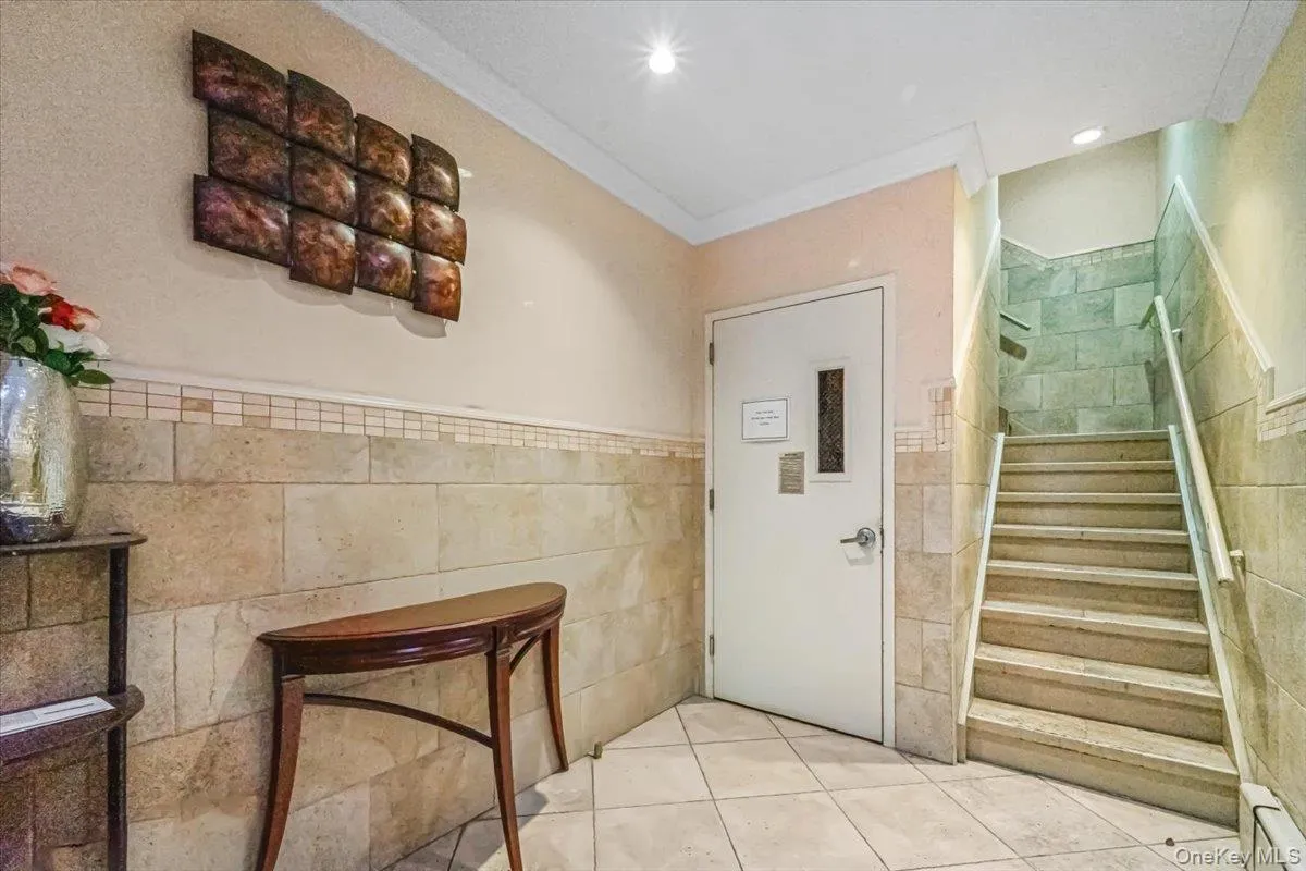 2569 38th Street, New York, NY, 1 Bedroom Bedrooms, 4 Rooms Rooms,1 BathroomBathrooms,Residential,For Rent,38th,0,1043050 2569 38th Street, New York, NY, 1 Bedroom Bedrooms, 4 Rooms Rooms,1 BathroomBathrooms,Residential,For Rent,38th,0,1043050