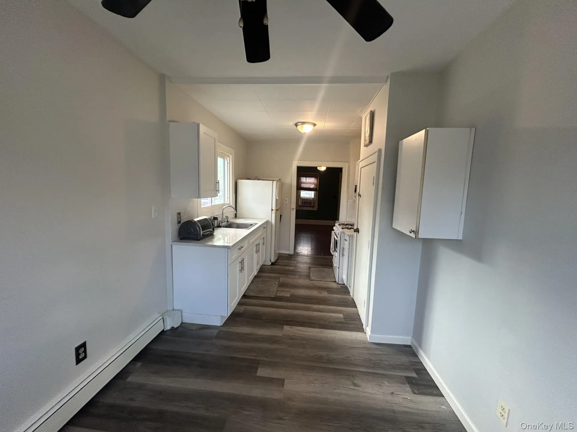 76 Robinwood Avenue, Hempstead, NY, 3 Bedroom Bedrooms, 6 Room Rooms,2 BathroomBathrooms,Residential Lease,For Rent,Robinwood,0,1043051 76 Robinwood Avenue, Hempstead, NY, 3 Bedroom Bedrooms, 6 Room Rooms,2 BathroomBathrooms,Residential Lease,For Rent,Robinwood,0,1043051