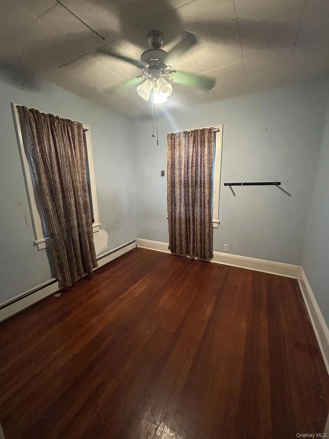 76 Robinwood Avenue, Hempstead, NY, 3 Bedroom Bedrooms, 6 Room Rooms,2 BathroomBathrooms,Residential Lease,For Rent,Robinwood,0,1043051 76 Robinwood Avenue, Hempstead, NY, 3 Bedroom Bedrooms, 6 Room Rooms,2 BathroomBathrooms,Residential Lease,For Rent,Robinwood,0,1043051