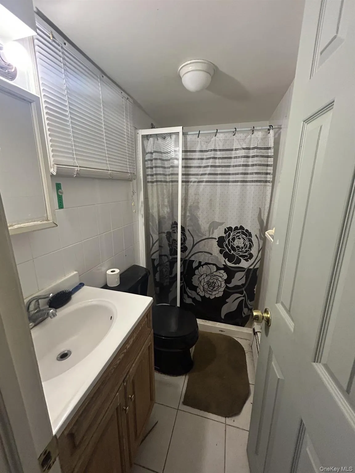 76 Robinwood Avenue, Hempstead, NY, 3 Bedroom Bedrooms, 6 Room Rooms,2 BathroomBathrooms,Residential Lease,For Rent,Robinwood,0,1043051 76 Robinwood Avenue, Hempstead, NY, 3 Bedroom Bedrooms, 6 Room Rooms,2 BathroomBathrooms,Residential Lease,For Rent,Robinwood,0,1043051
