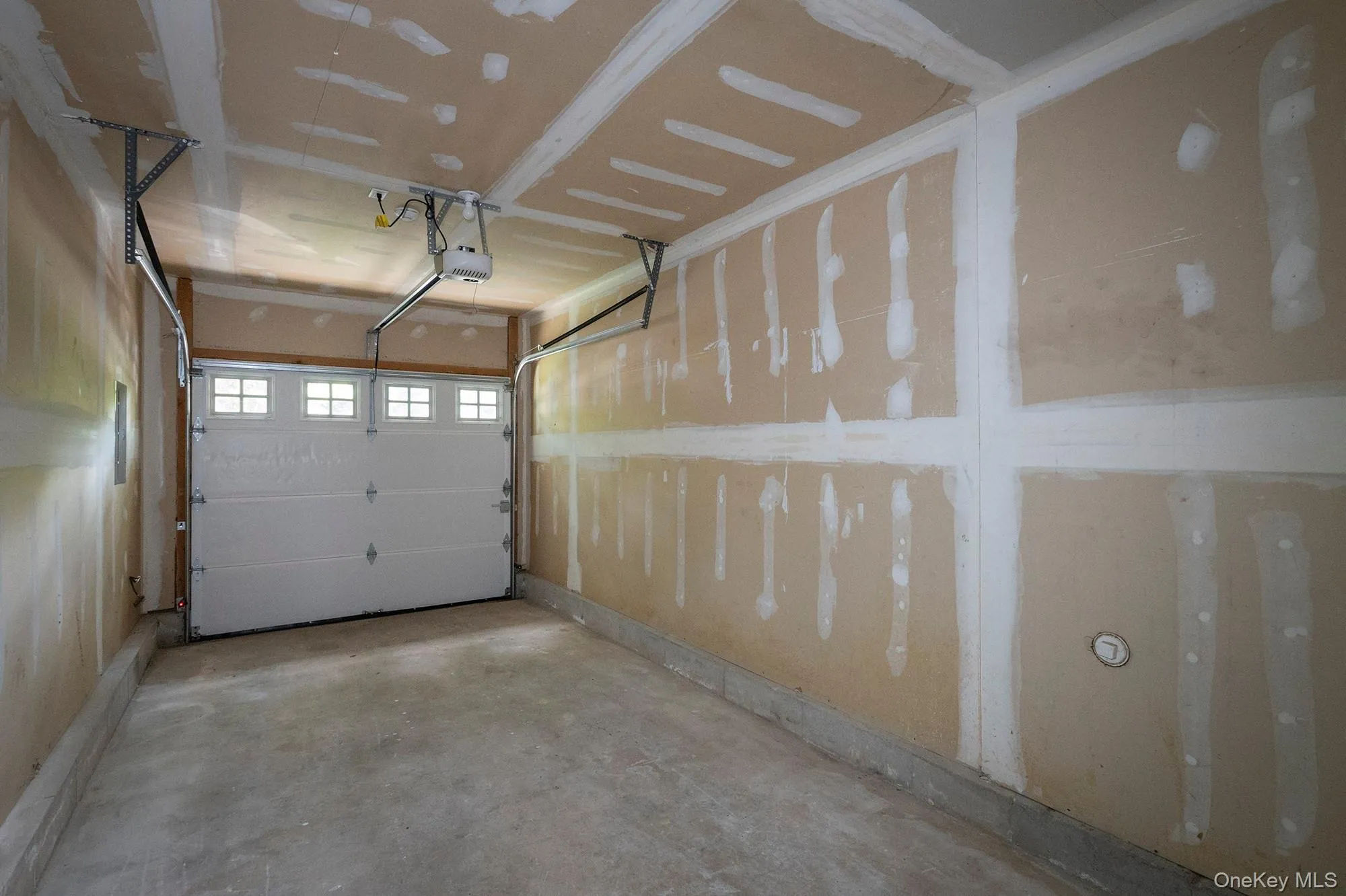 2505 Townhouse Drive, Brookhaven, NY, 3 Bedrooms Bedrooms, 6 Rooms Rooms,2 BathroomsBathrooms,Residential Lease,For Rent,Townhouse,0,1043053 2505 Townhouse Drive, Brookhaven, NY, 3 Bedrooms Bedrooms, 6 Rooms Rooms,2 BathroomsBathrooms,Residential Lease,For Rent,Townhouse,0,1043053