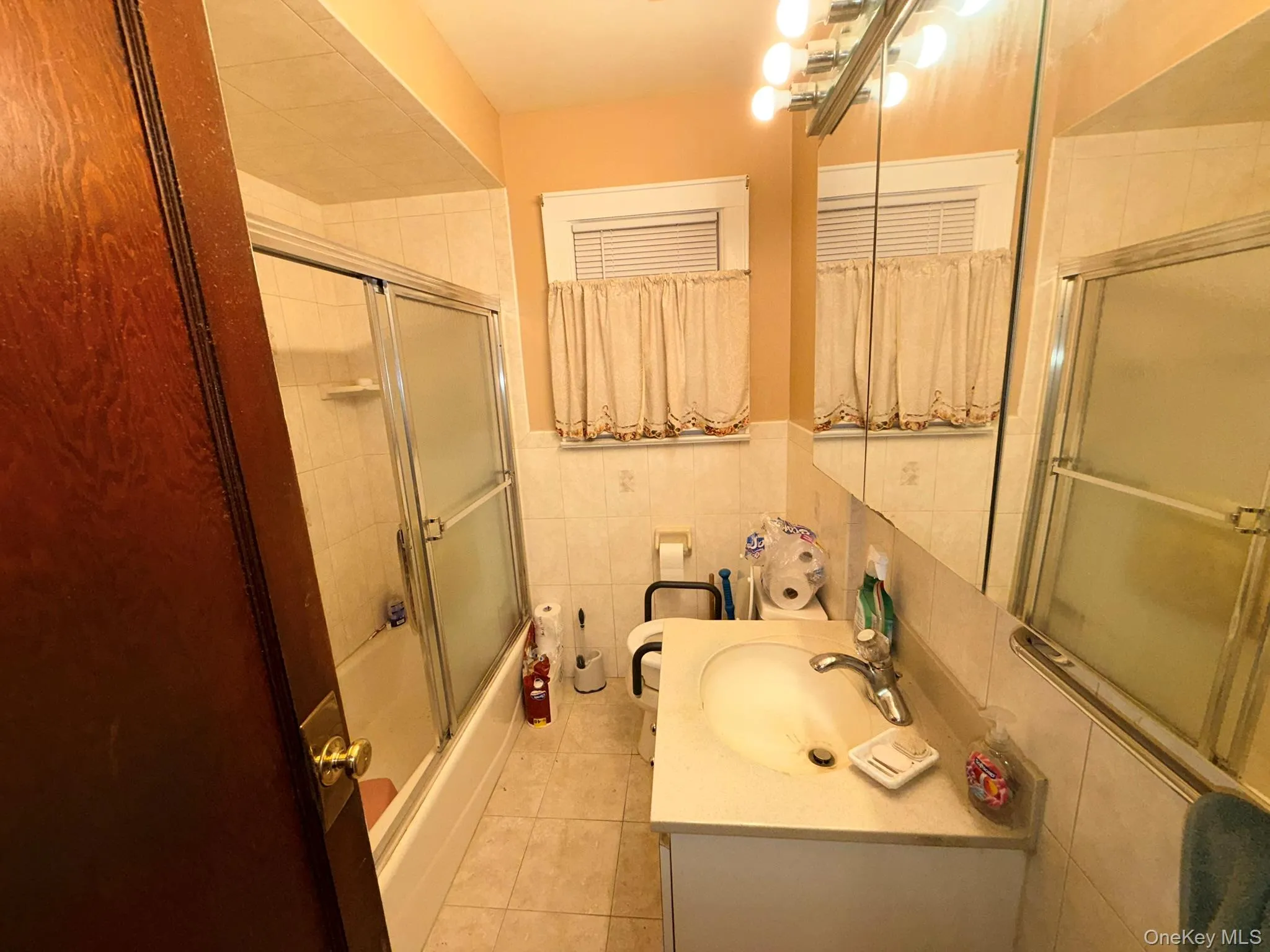 2284 Wynsum Avenue, Hempstead, NY, 3 Bedrooms Bedrooms, 5 Rooms Rooms,1 BathroomBathrooms,Residential,For Rent,Wynsum,0,1043054 2284 Wynsum Avenue, Hempstead, NY, 3 Bedrooms Bedrooms, 5 Rooms Rooms,1 BathroomBathrooms,Residential,For Rent,Wynsum,0,1043054