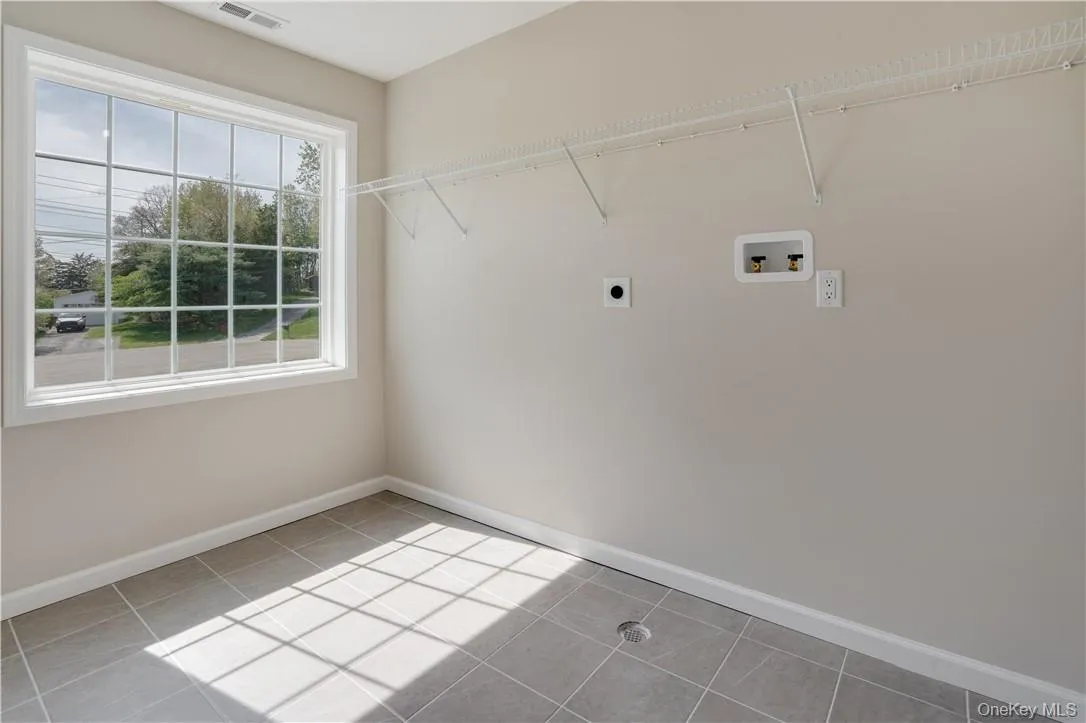 10 Red Oaks Mill Road, La Grange, NY, 3 Bedrooms Bedrooms, 10 Rooms Rooms,2 BathroomsBathrooms,Residential,For Rent,Red Oaks Mill,0,1043057 10 Red Oaks Mill Road, La Grange, NY, 3 Bedrooms Bedrooms, 10 Rooms Rooms,2 BathroomsBathrooms,Residential,For Rent,Red Oaks Mill,0,1043057