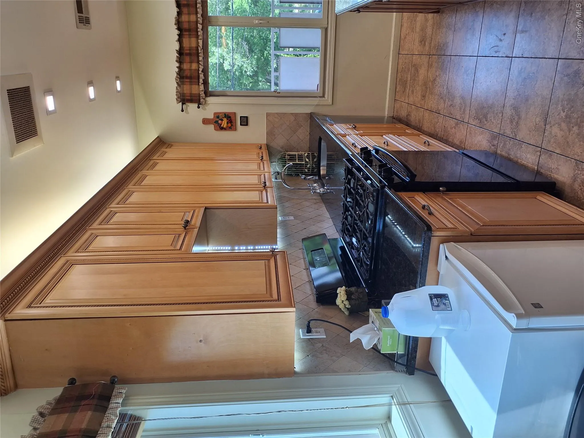40 Herrick Avenue, Ramapo, NY, 5 Bedrooms Bedrooms, 9 Rooms Rooms,2 BathroomsBathrooms,Residential,For Rent,Herrick,0,1043064 40 Herrick Avenue, Ramapo, NY, 5 Bedrooms Bedrooms, 9 Rooms Rooms,2 BathroomsBathrooms,Residential,For Rent,Herrick,0,1043064