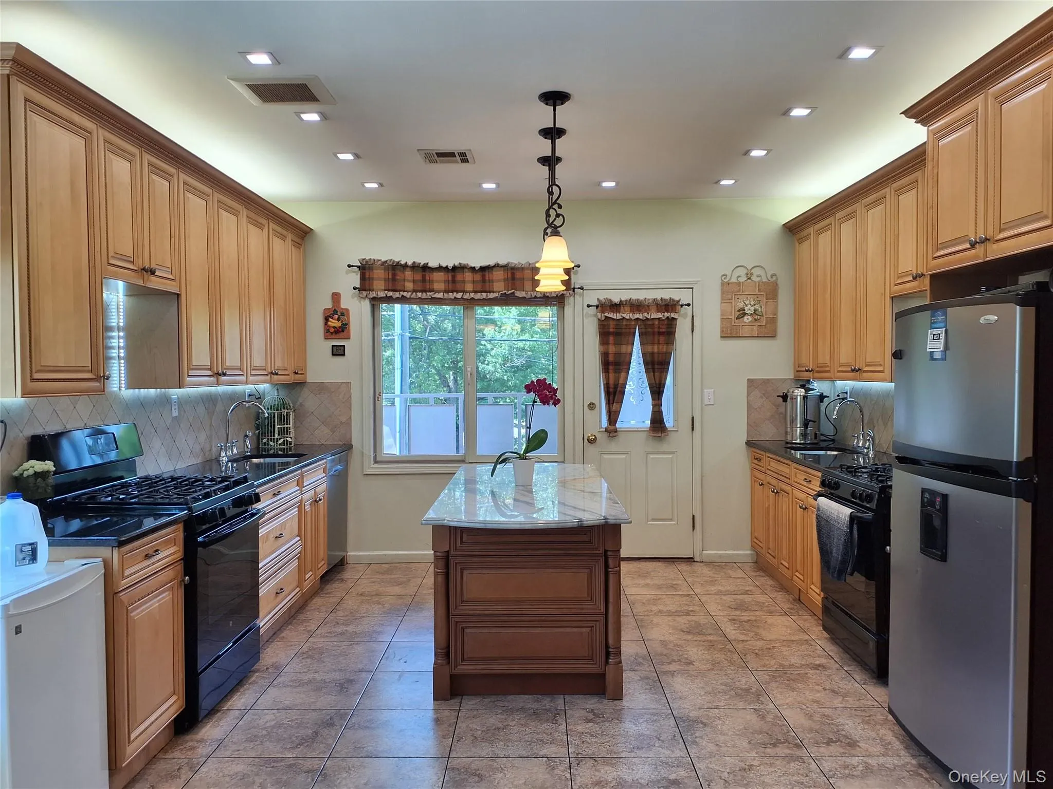 40 Herrick Avenue, Ramapo, NY, 5 Bedrooms Bedrooms, 9 Rooms Rooms,2 BathroomsBathrooms,Residential,For Rent,Herrick,0,1043064 40 Herrick Avenue, Ramapo, NY, 5 Bedrooms Bedrooms, 9 Rooms Rooms,2 BathroomsBathrooms,Residential,For Rent,Herrick,0,1043064