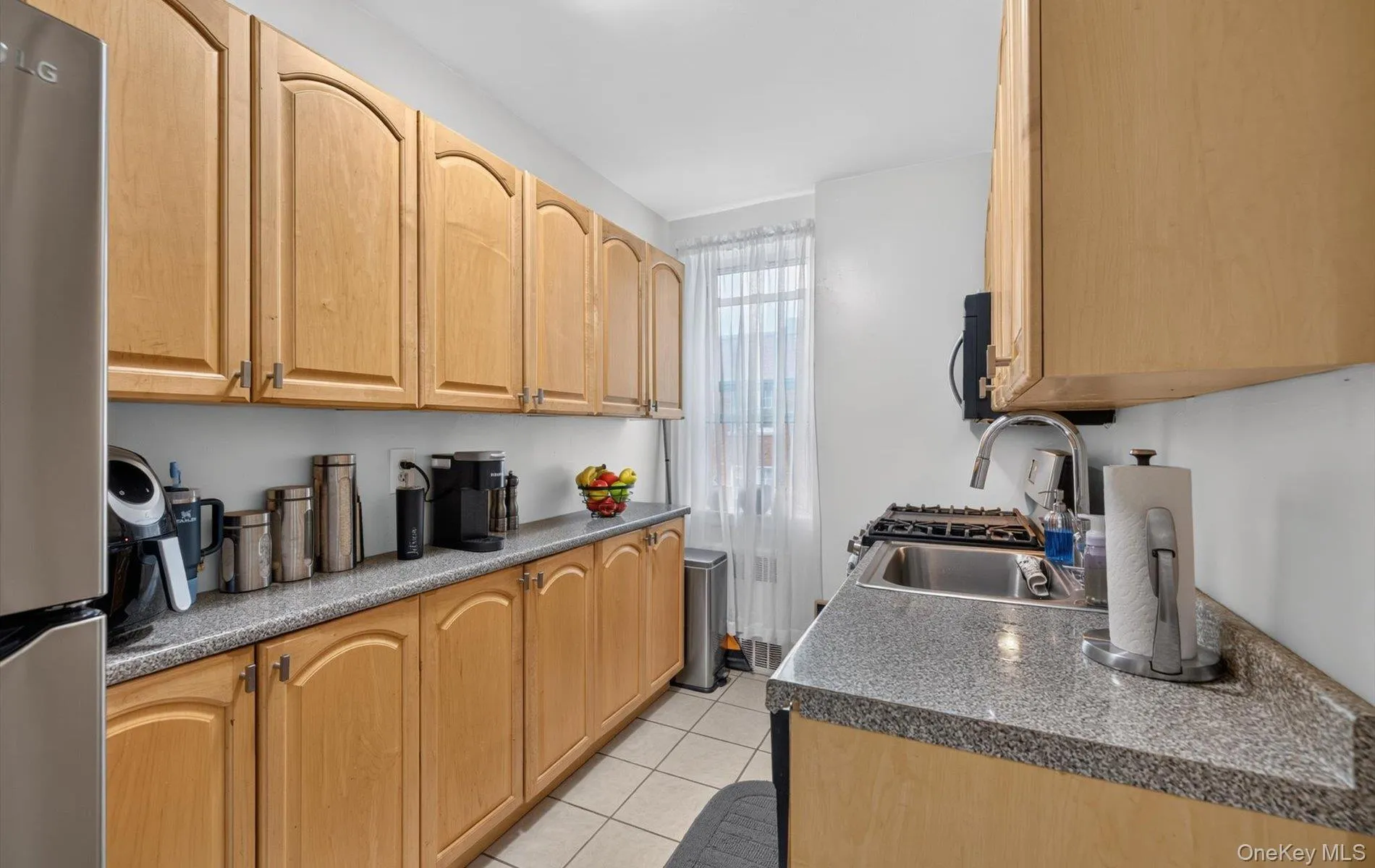 36 Cathedral Avenue, Hempstead, NY, 1 Bedroom Bedrooms, 4 Rooms Rooms,1 BathroomBathrooms,Residential,For Rent,Cathedral,0,1043069 36 Cathedral Avenue, Hempstead, NY, 1 Bedroom Bedrooms, 4 Rooms Rooms,1 BathroomBathrooms,Residential,For Rent,Cathedral,0,1043069