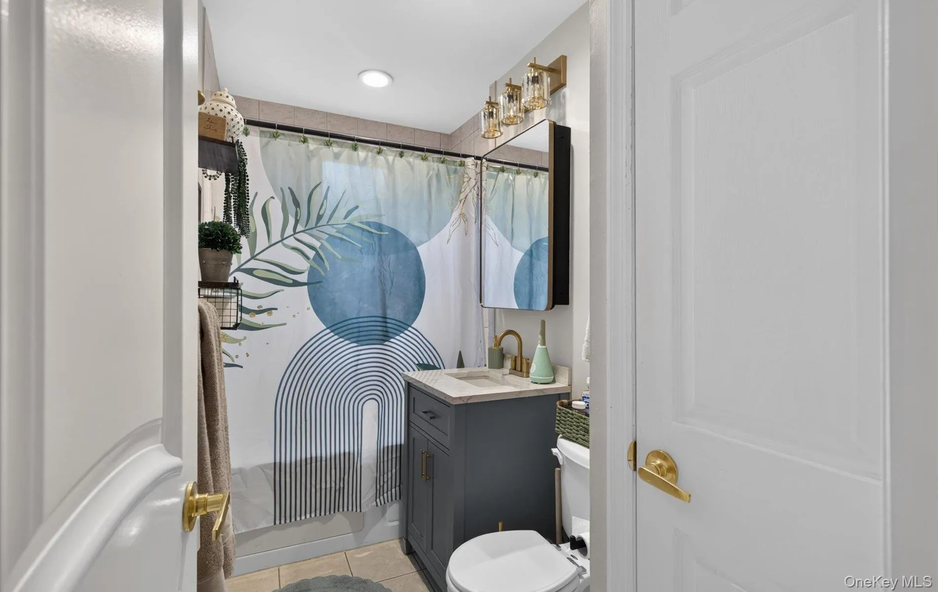 36 Cathedral Avenue, Hempstead, NY, 1 Bedroom Bedrooms, 4 Rooms Rooms,1 BathroomBathrooms,Residential,For Rent,Cathedral,0,1043069 36 Cathedral Avenue, Hempstead, NY, 1 Bedroom Bedrooms, 4 Rooms Rooms,1 BathroomBathrooms,Residential,For Rent,Cathedral,0,1043069