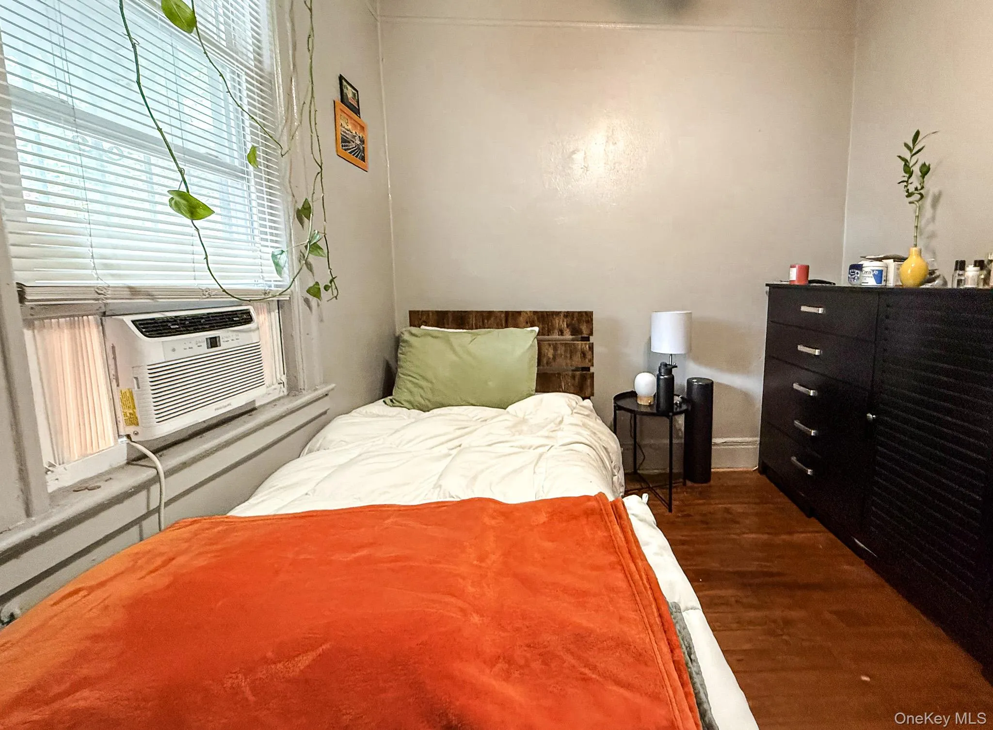 97-10 34th Avenue, New York, NY, 7 Bedrooms Bedrooms, 12 Rooms Rooms,3 BathroomsBathrooms,Residential,For Rent,34th,0,1043072 97-10 34th Avenue, New York, NY, 7 Bedrooms Bedrooms, 12 Rooms Rooms,3 BathroomsBathrooms,Residential,For Rent,34th,0,1043072