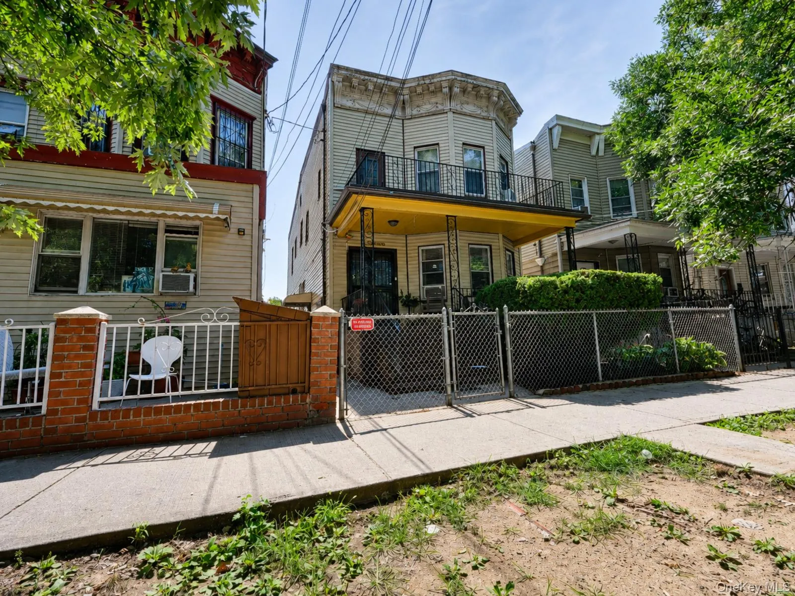 97-10 34th Avenue, New York, NY, 7 Bedrooms Bedrooms, 12 Rooms Rooms,3 BathroomsBathrooms,Residential,For Rent,34th,0,1043072 97-10 34th Avenue, New York, NY, 7 Bedrooms Bedrooms, 12 Rooms Rooms,3 BathroomsBathrooms,Residential,For Rent,34th,0,1043072