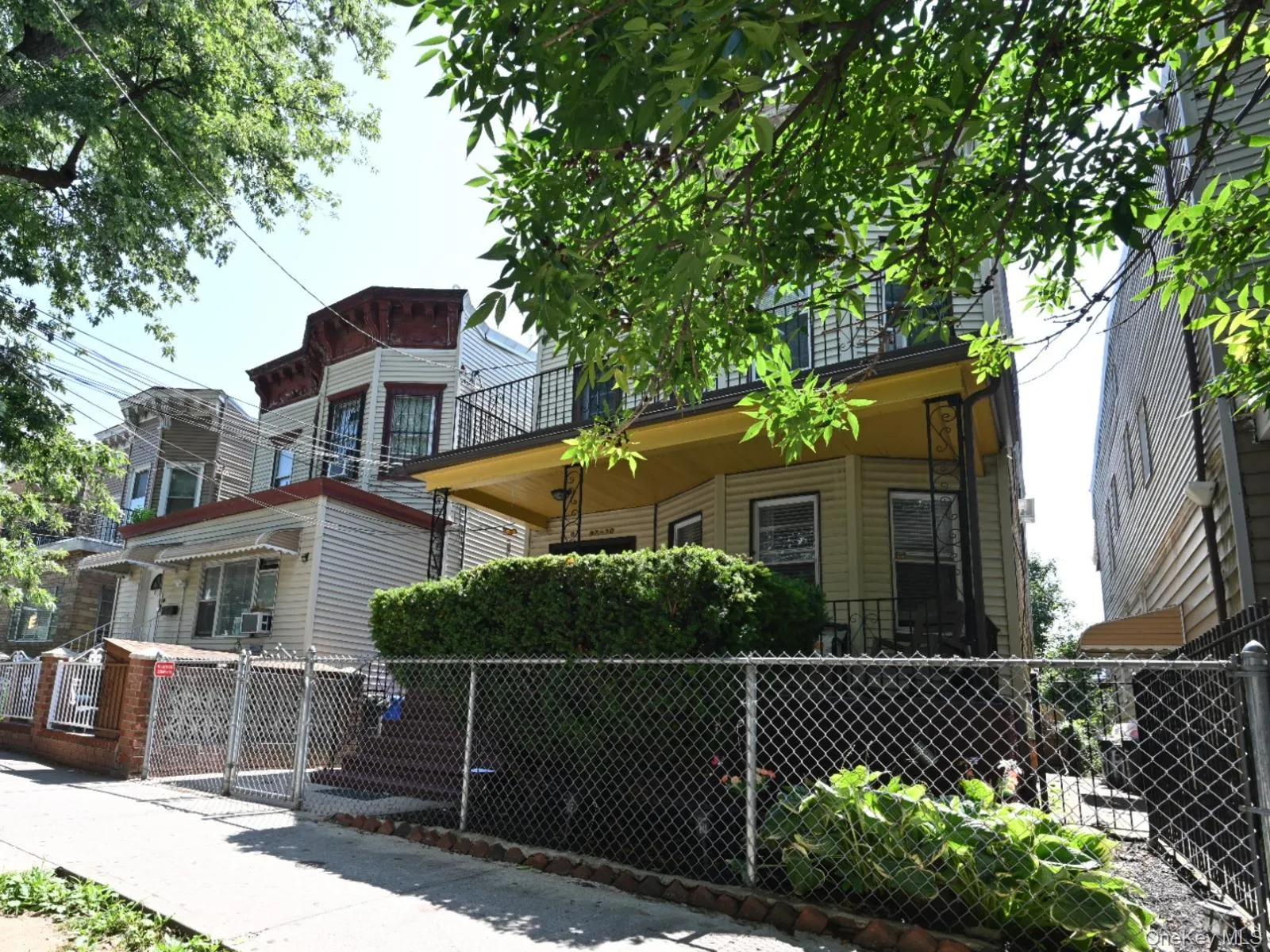 97-10 34th Avenue, New York, NY, 7 Bedrooms Bedrooms, 12 Rooms Rooms,3 BathroomsBathrooms,Residential,For Rent,34th,0,1043072 97-10 34th Avenue, New York, NY, 7 Bedrooms Bedrooms, 12 Rooms Rooms,3 BathroomsBathrooms,Residential,For Rent,34th,0,1043072