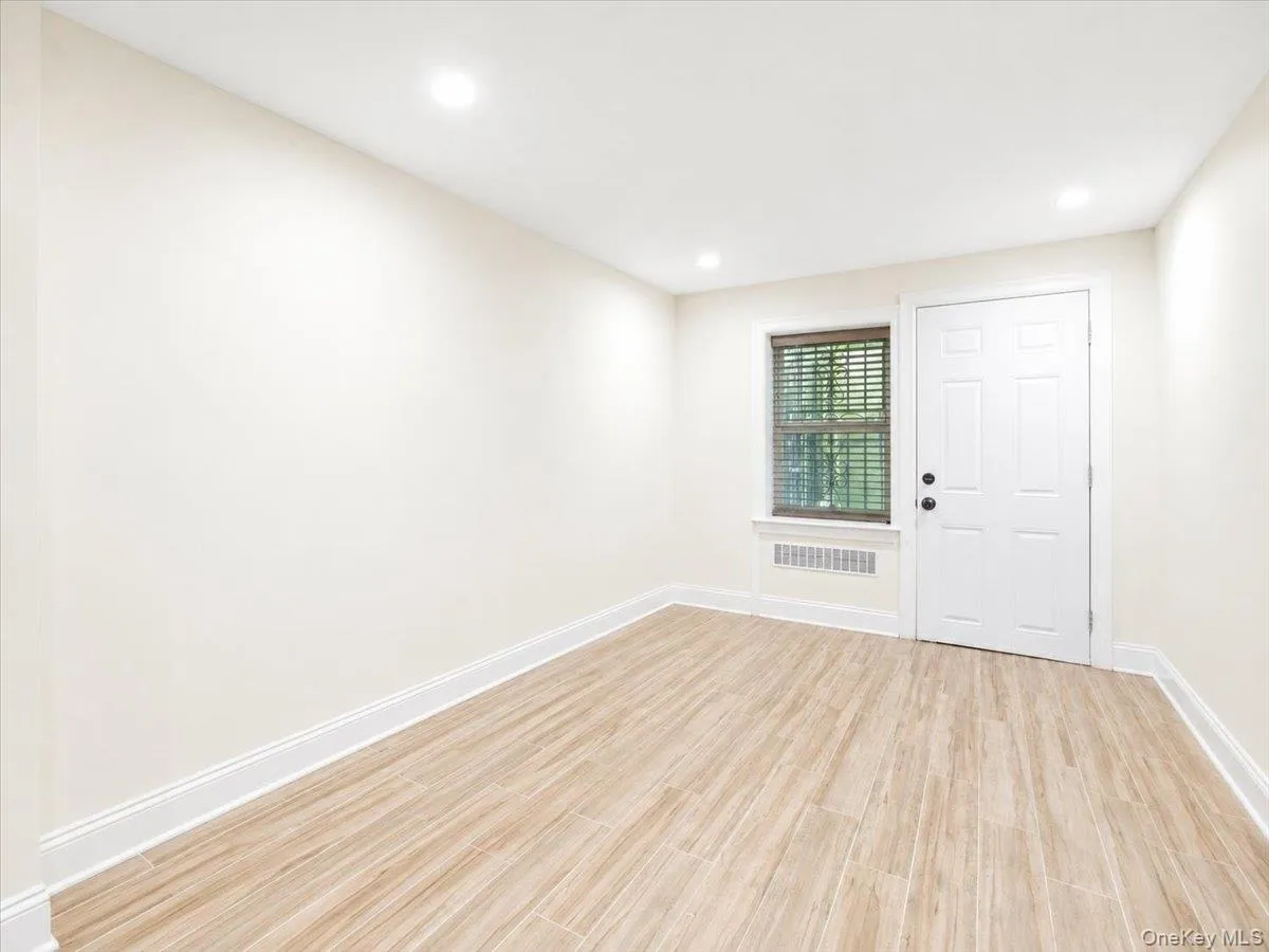 67-30 Harrow Street, New York, NY, 4 Bedrooms Bedrooms, 13 Rooms Rooms,2 BathroomsBathrooms,Residential,For Rent,Harrow,0,1043073 67-30 Harrow Street, New York, NY, 4 Bedrooms Bedrooms, 13 Rooms Rooms,2 BathroomsBathrooms,Residential,For Rent,Harrow,0,1043073