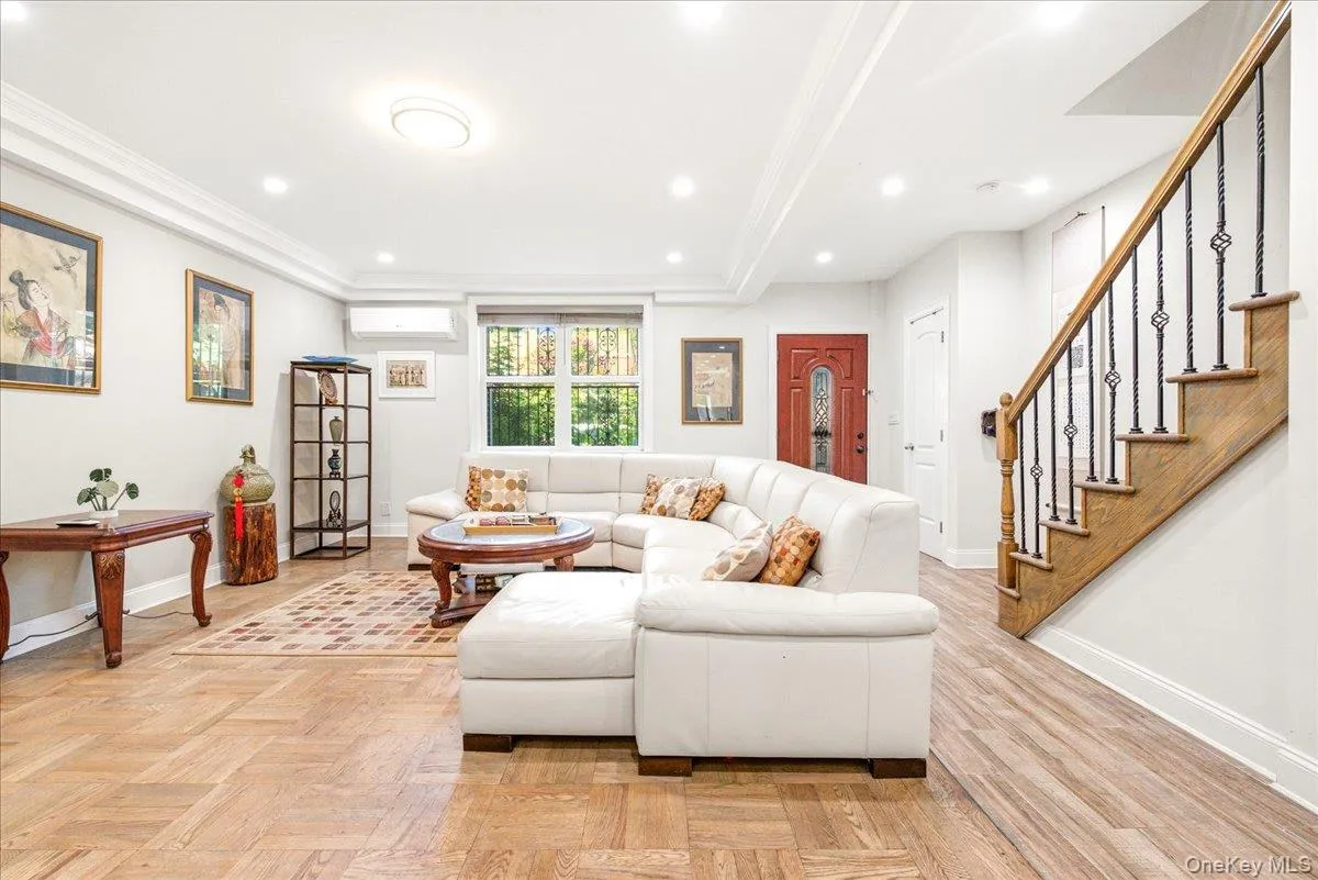 67-30 Harrow Street, New York, NY, 4 Bedrooms Bedrooms, 13 Rooms Rooms,2 BathroomsBathrooms,Residential,For Rent,Harrow,0,1043073 67-30 Harrow Street, New York, NY, 4 Bedrooms Bedrooms, 13 Rooms Rooms,2 BathroomsBathrooms,Residential,For Rent,Harrow,0,1043073