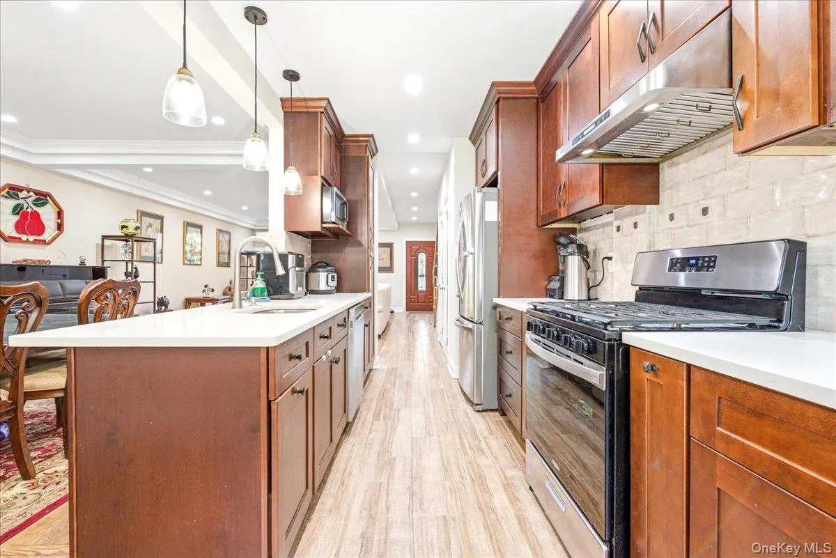 67-30 Harrow Street, New York, NY, 4 Bedrooms Bedrooms, 13 Rooms Rooms,2 BathroomsBathrooms,Residential,For Rent,Harrow,0,1043073 67-30 Harrow Street, New York, NY, 4 Bedrooms Bedrooms, 13 Rooms Rooms,2 BathroomsBathrooms,Residential,For Rent,Harrow,0,1043073