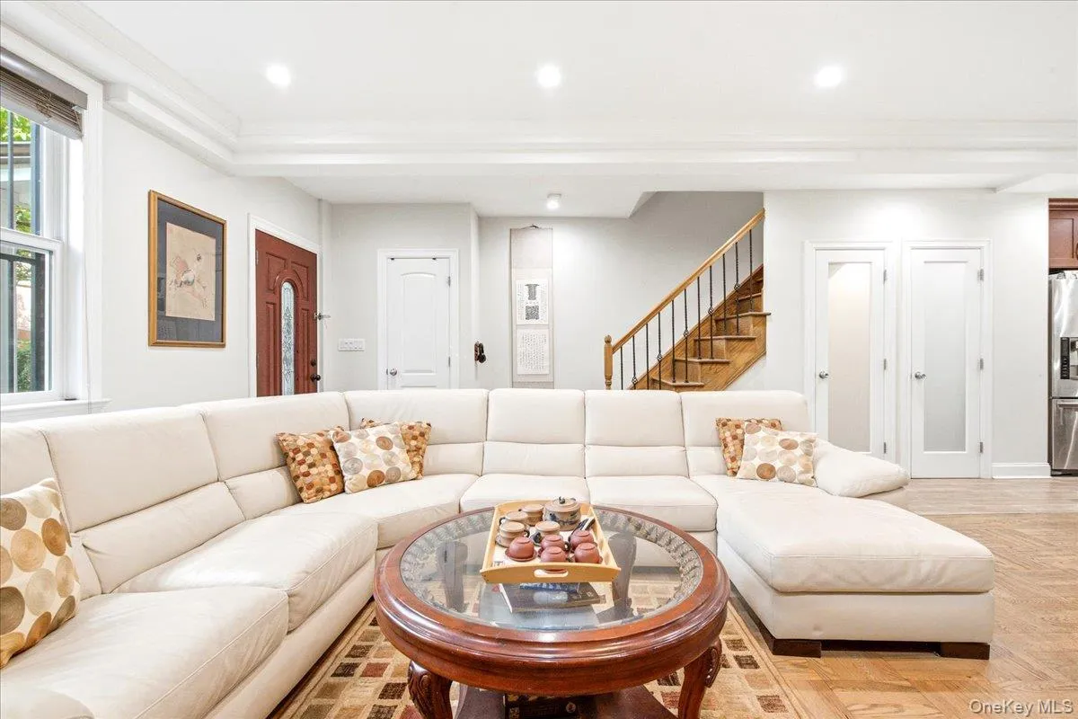 67-30 Harrow Street, New York, NY, 4 Bedrooms Bedrooms, 13 Rooms Rooms,2 BathroomsBathrooms,Residential,For Rent,Harrow,0,1043073 67-30 Harrow Street, New York, NY, 4 Bedrooms Bedrooms, 13 Rooms Rooms,2 BathroomsBathrooms,Residential,For Rent,Harrow,0,1043073