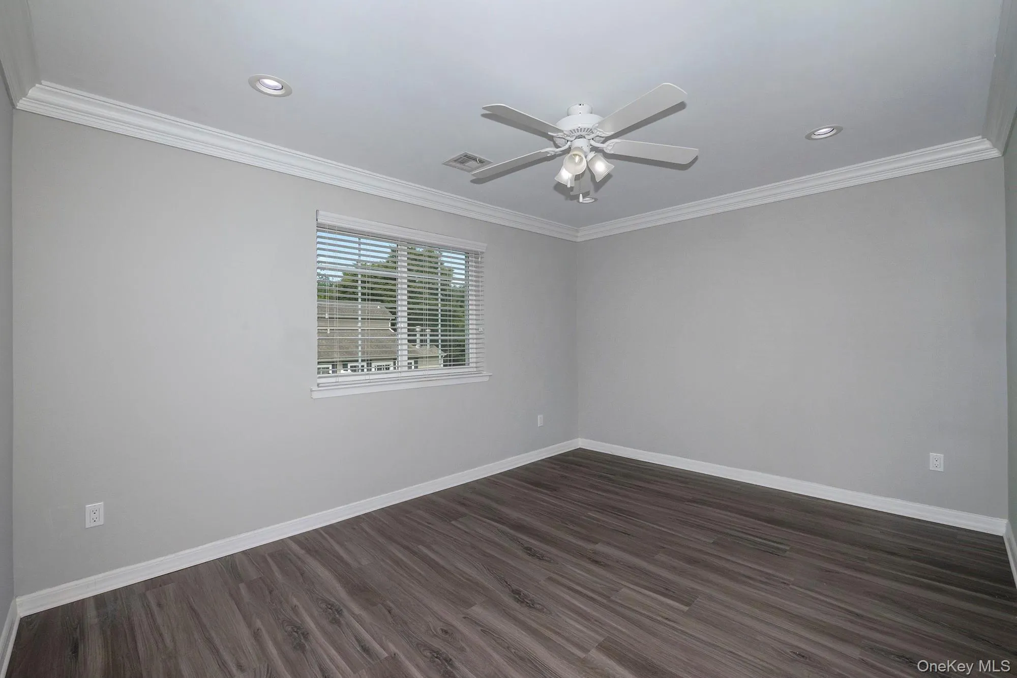 4003 Townhouse Drive, Brookhaven, NY, 3 Bedrooms Bedrooms, 6 Rooms Rooms,2 BathroomsBathrooms,Residential Lease,For Rent,Townhouse,0,1043076 4003 Townhouse Drive, Brookhaven, NY, 3 Bedrooms Bedrooms, 6 Rooms Rooms,2 BathroomsBathrooms,Residential Lease,For Rent,Townhouse,0,1043076