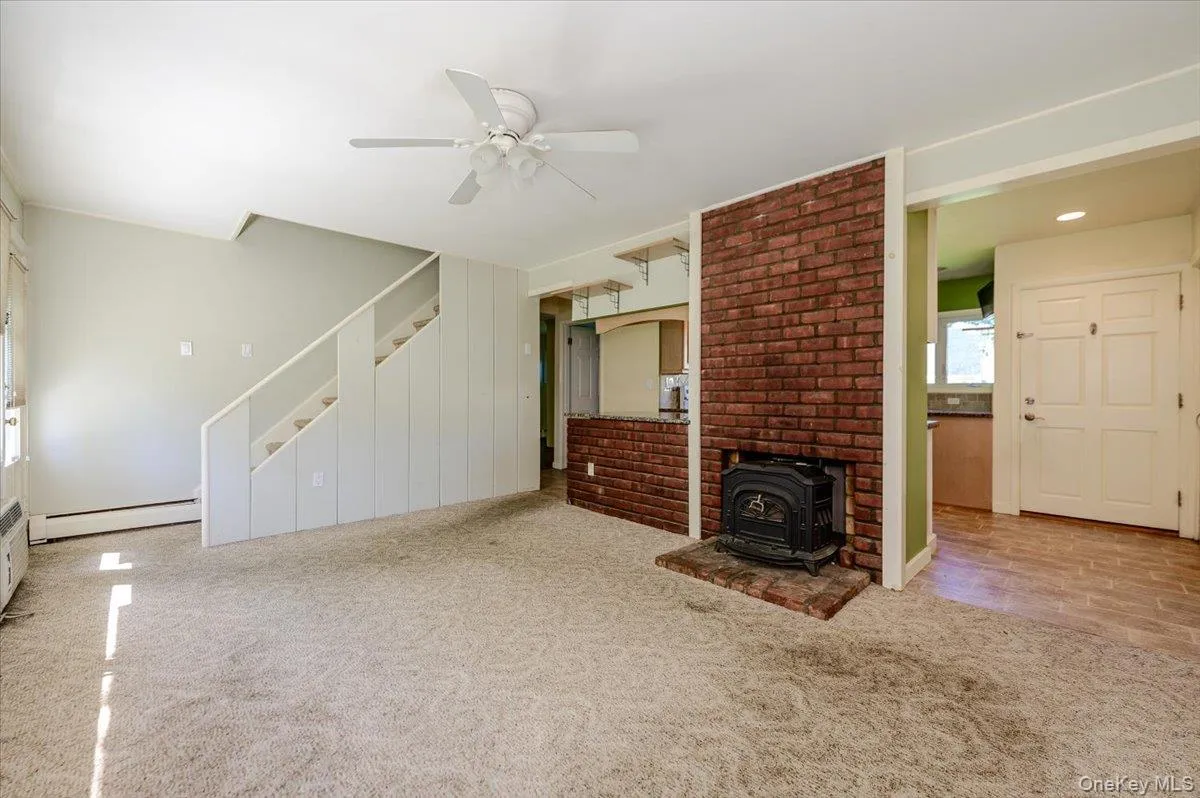 162 Twin Lane, Hempstead, NY, 3 Bedrooms Bedrooms, 5 Rooms Rooms,2 BathroomsBathrooms,Residential,For Rent,Twin,0,1043083 162 Twin Lane, Hempstead, NY, 3 Bedrooms Bedrooms, 5 Rooms Rooms,2 BathroomsBathrooms,Residential,For Rent,Twin,0,1043083