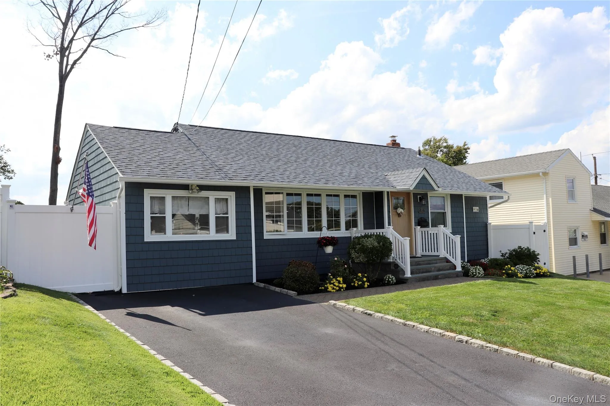 31 Prestwick Terrace, Glen Cove, NY, 3 Bedrooms Bedrooms, 6 Rooms Rooms,1 BathroomBathrooms,Residential,For Rent,Prestwick,0,1043084 31 Prestwick Terrace, Glen Cove, NY, 3 Bedrooms Bedrooms, 6 Rooms Rooms,1 BathroomBathrooms,Residential,For Rent,Prestwick,0,1043084