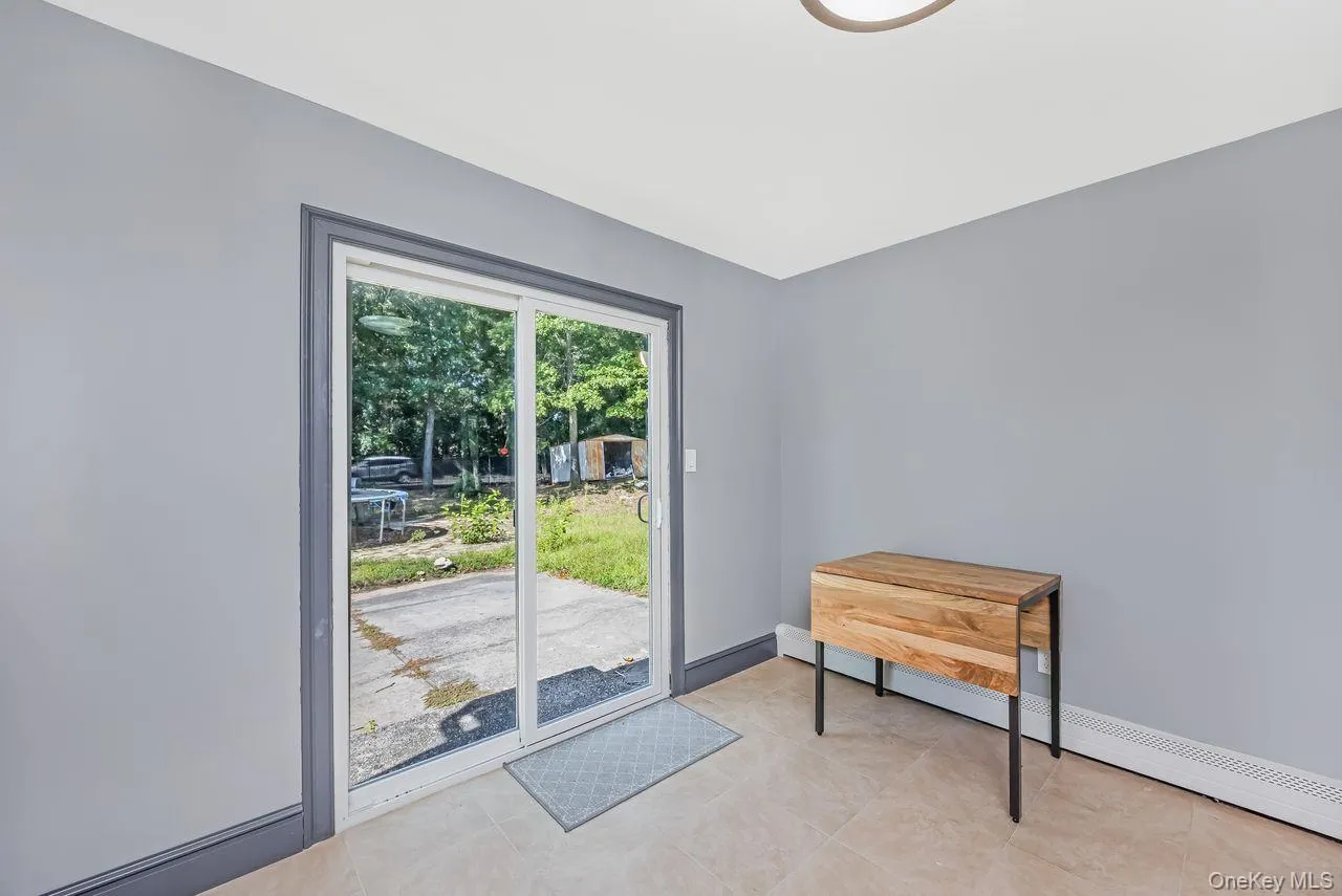 99 Ontario Street, Brookhaven, NY, 3 Bedrooms Bedrooms, 7 Rooms Rooms,2 BathroomsBathrooms,Residential,For Rent,Ontario,0,1043085 99 Ontario Street, Brookhaven, NY, 3 Bedrooms Bedrooms, 7 Rooms Rooms,2 BathroomsBathrooms,Residential,For Rent,Ontario,0,1043085