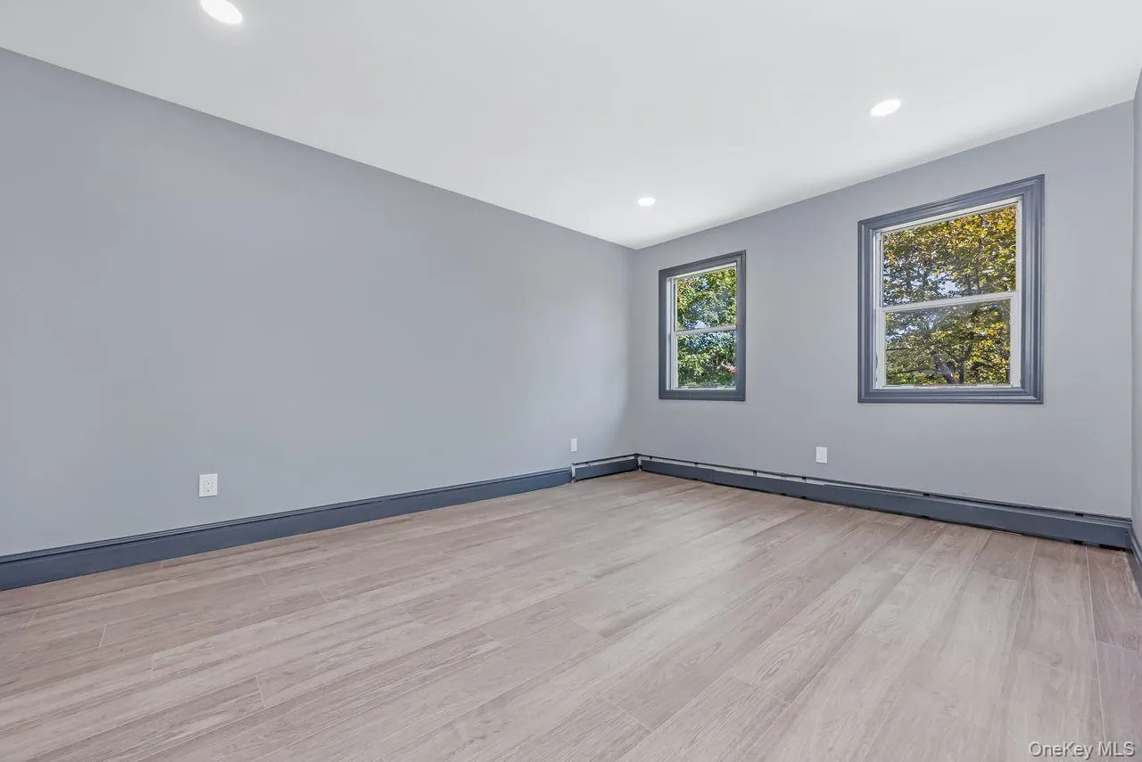 99 Ontario Street, Brookhaven, NY, 3 Bedrooms Bedrooms, 7 Rooms Rooms,2 BathroomsBathrooms,Residential,For Rent,Ontario,0,1043085 99 Ontario Street, Brookhaven, NY, 3 Bedrooms Bedrooms, 7 Rooms Rooms,2 BathroomsBathrooms,Residential,For Rent,Ontario,0,1043085